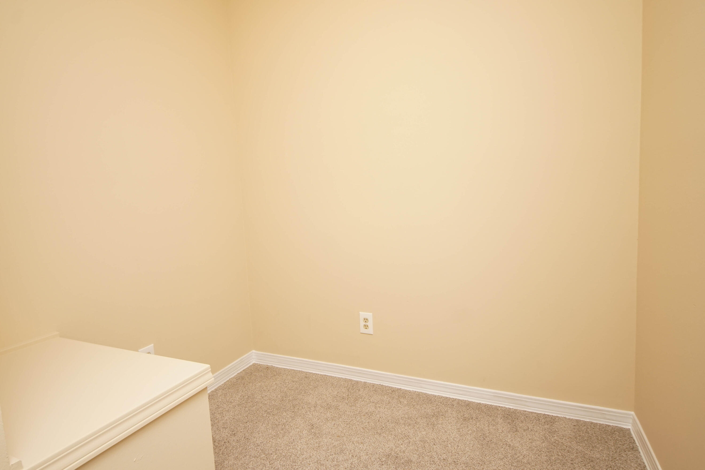 PLANTATION MANOR - Residential