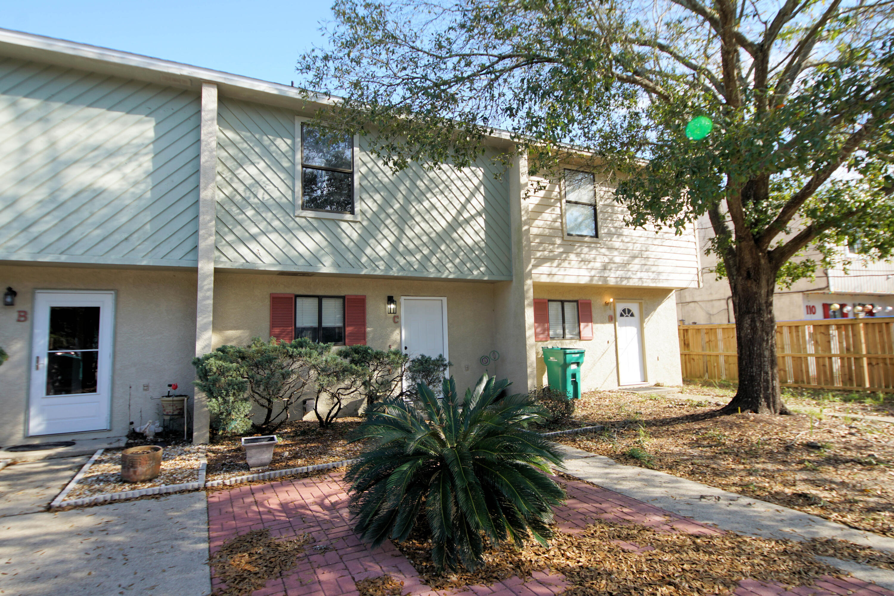 Great Opportunity! Centrally located Townhome. Short Commute to Eglin AFB and Hurlburt Field. Brand New Roof. Move-In Ready. Fresh Interior Paint. New Carpet upstairs. Spacious, well laid out townhome. Kitchen and Living Room downstairs along with a half bath. 2 Large Bedrooms upstairs with a Continental Bathroom that has 2 separate vanity areas and allows for privacy. There is a Large Storage Closet that would make a great Office! Enclosed Patio with Laundry Closet that provides additional storage. Great Backyard area for Gardening and Grilling. Don't miss this!Buyer to verify all measurements and pertinent information.