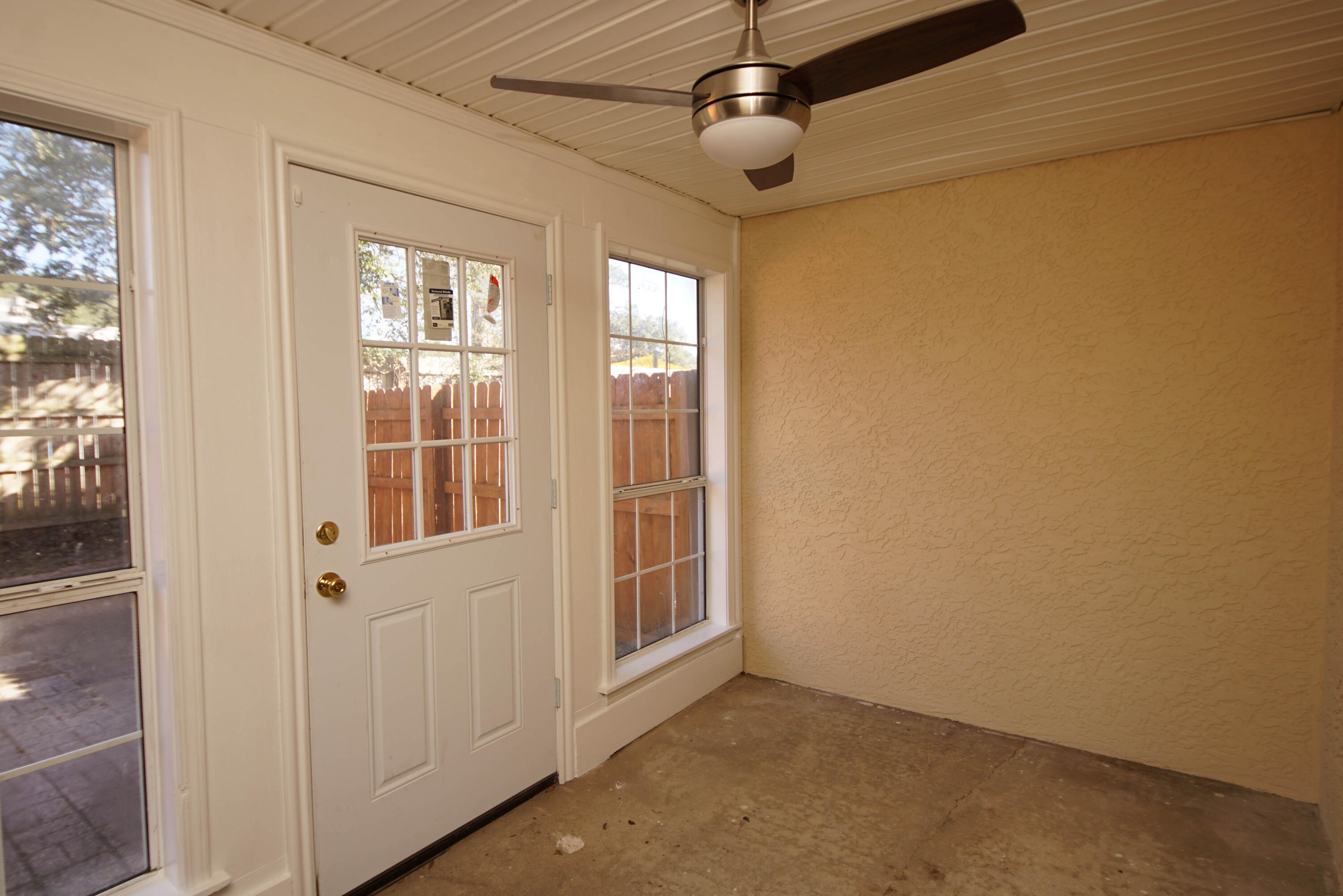 PLANTATION MANOR - Residential