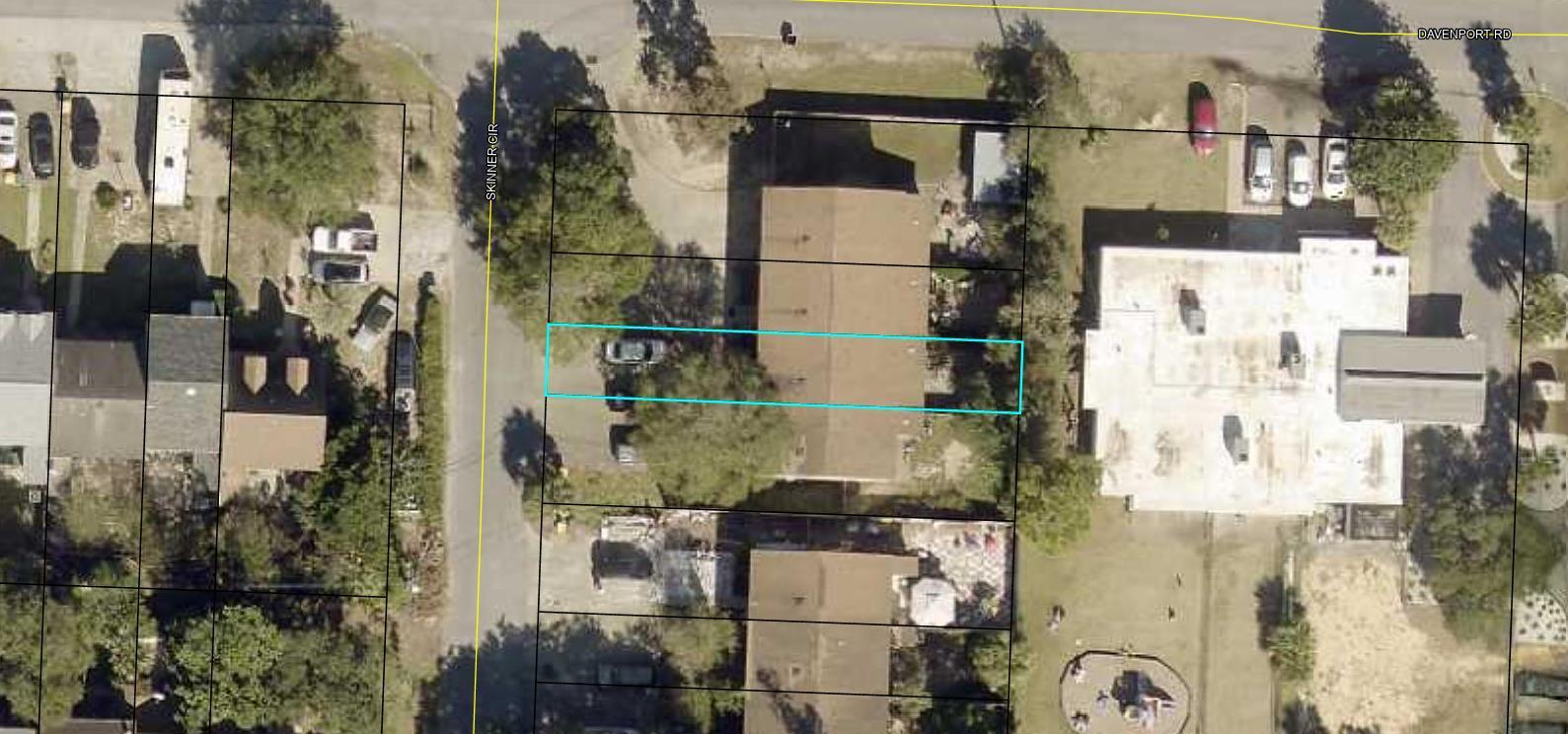 PLANTATION MANOR - Residential