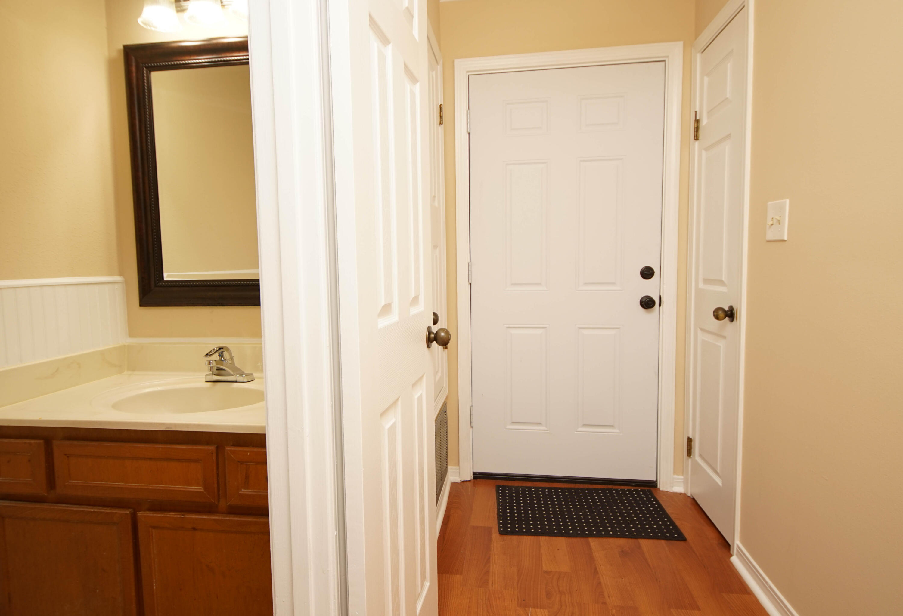 PLANTATION MANOR - Residential