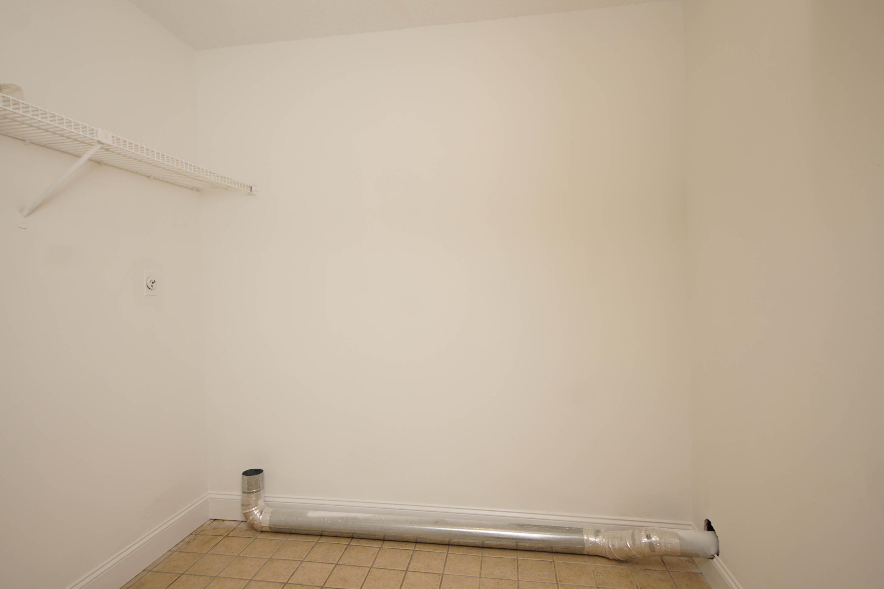 PLANTATION MANOR - Residential