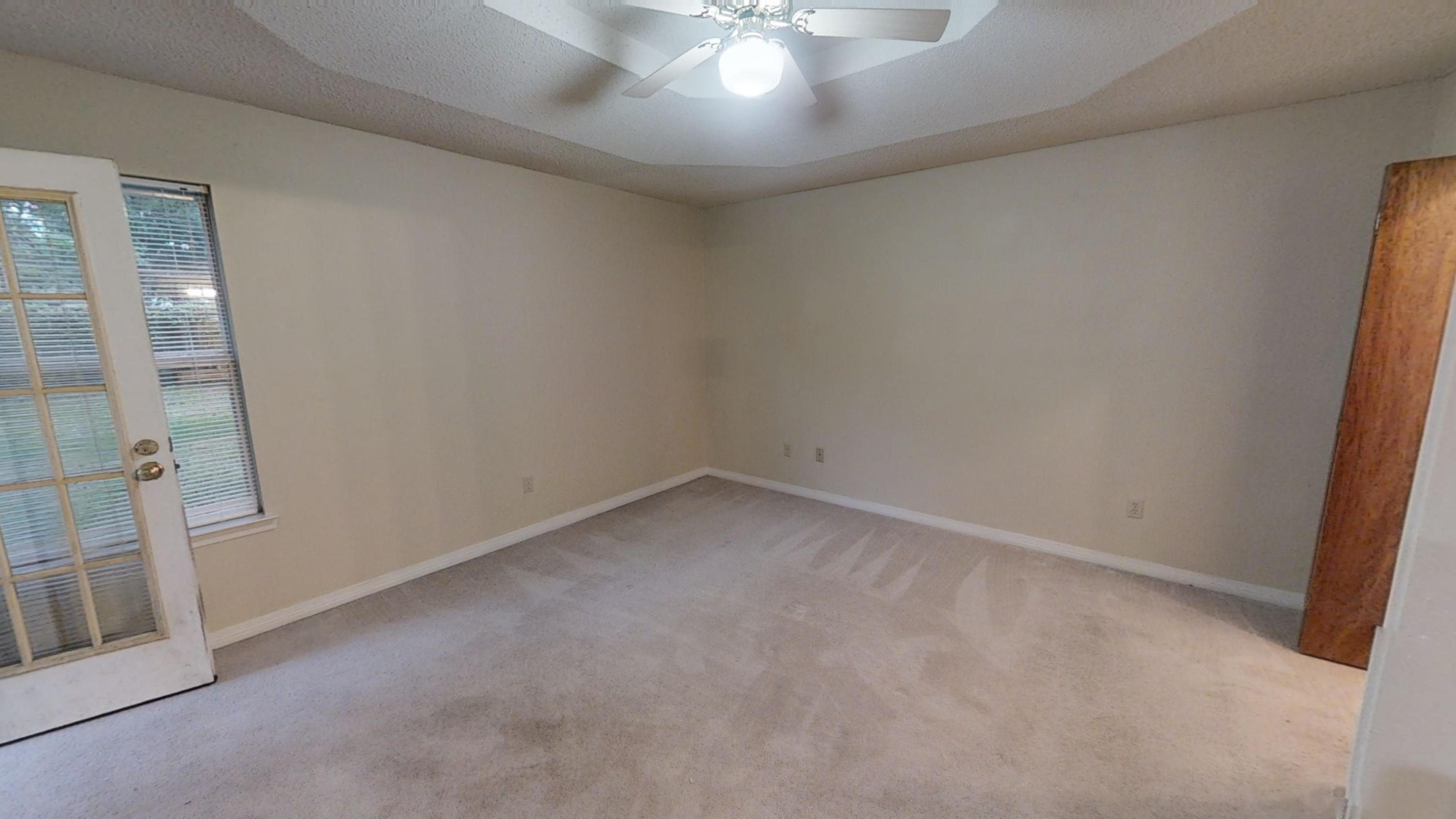 LOGSDON CORNERS - Residential