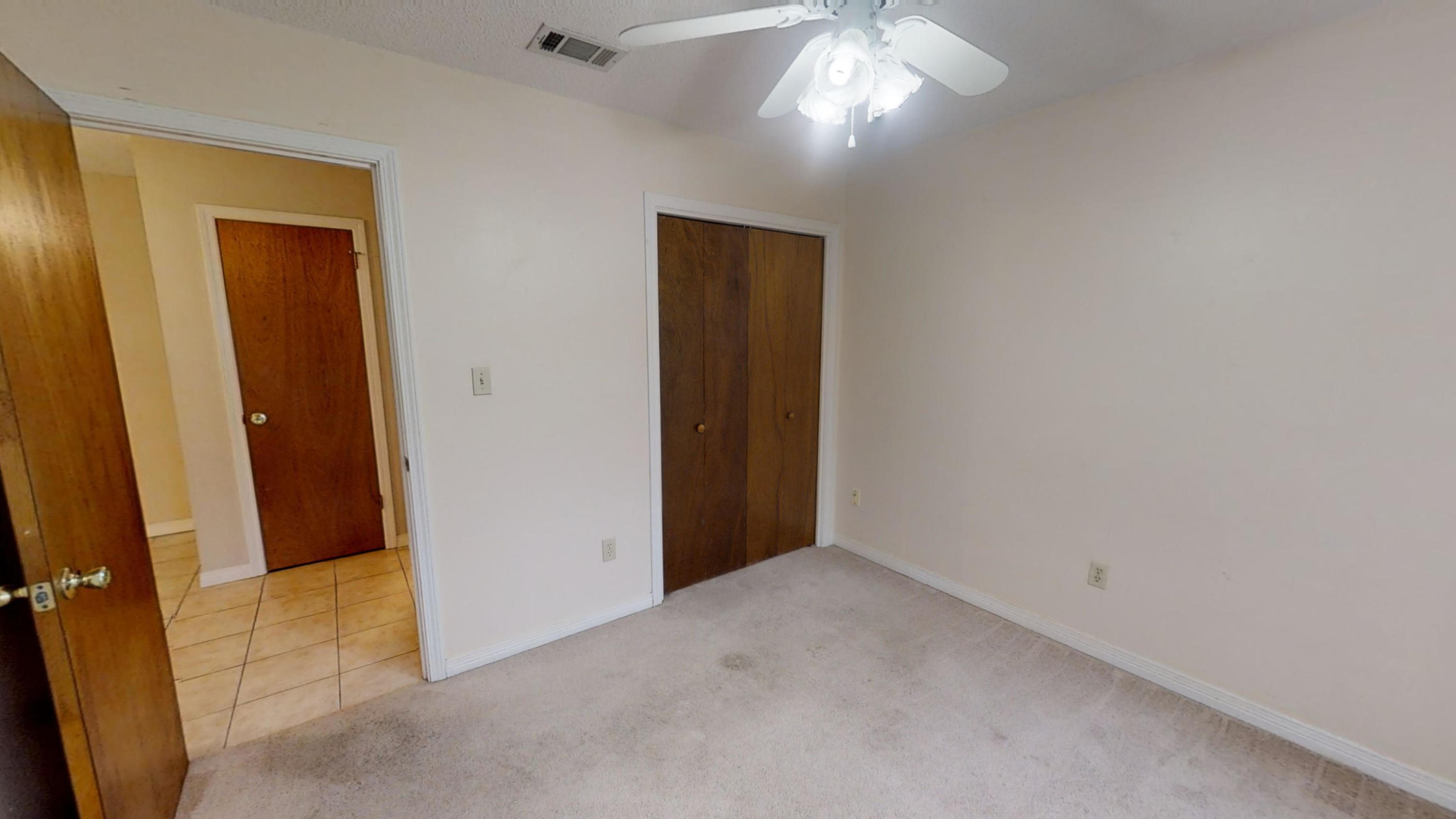 LOGSDON CORNERS - Residential