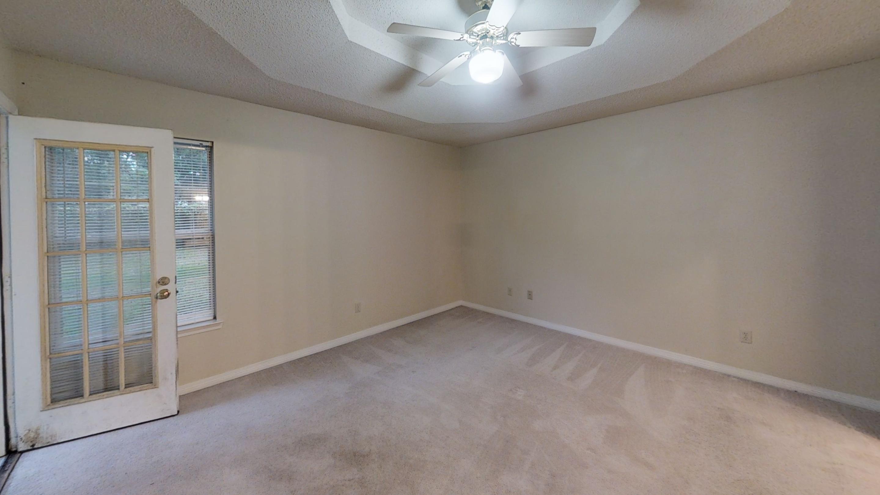 LOGSDON CORNERS - Residential