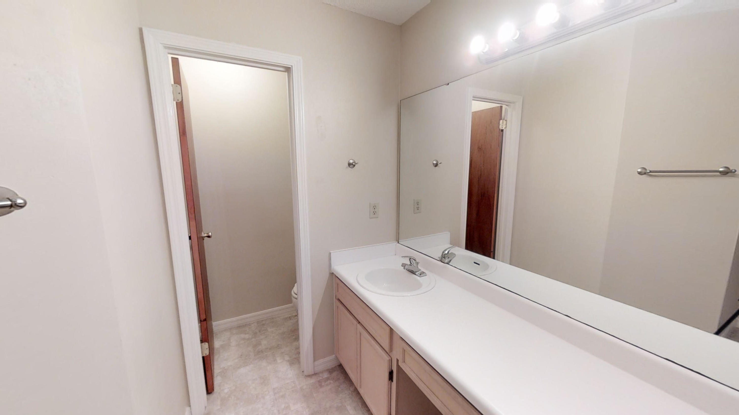 LOGSDON CORNERS - Residential