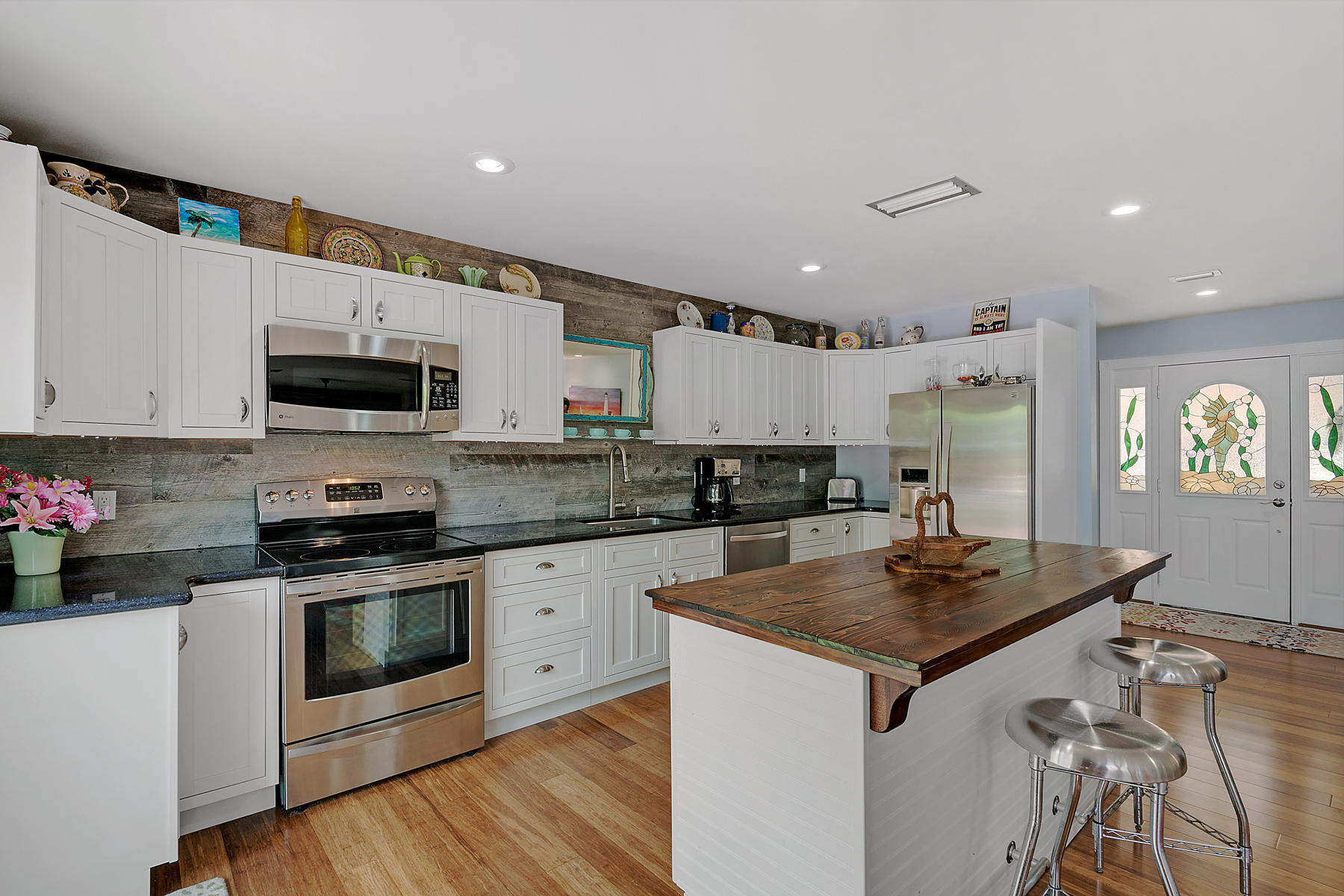 REGENCY PARK - Residential