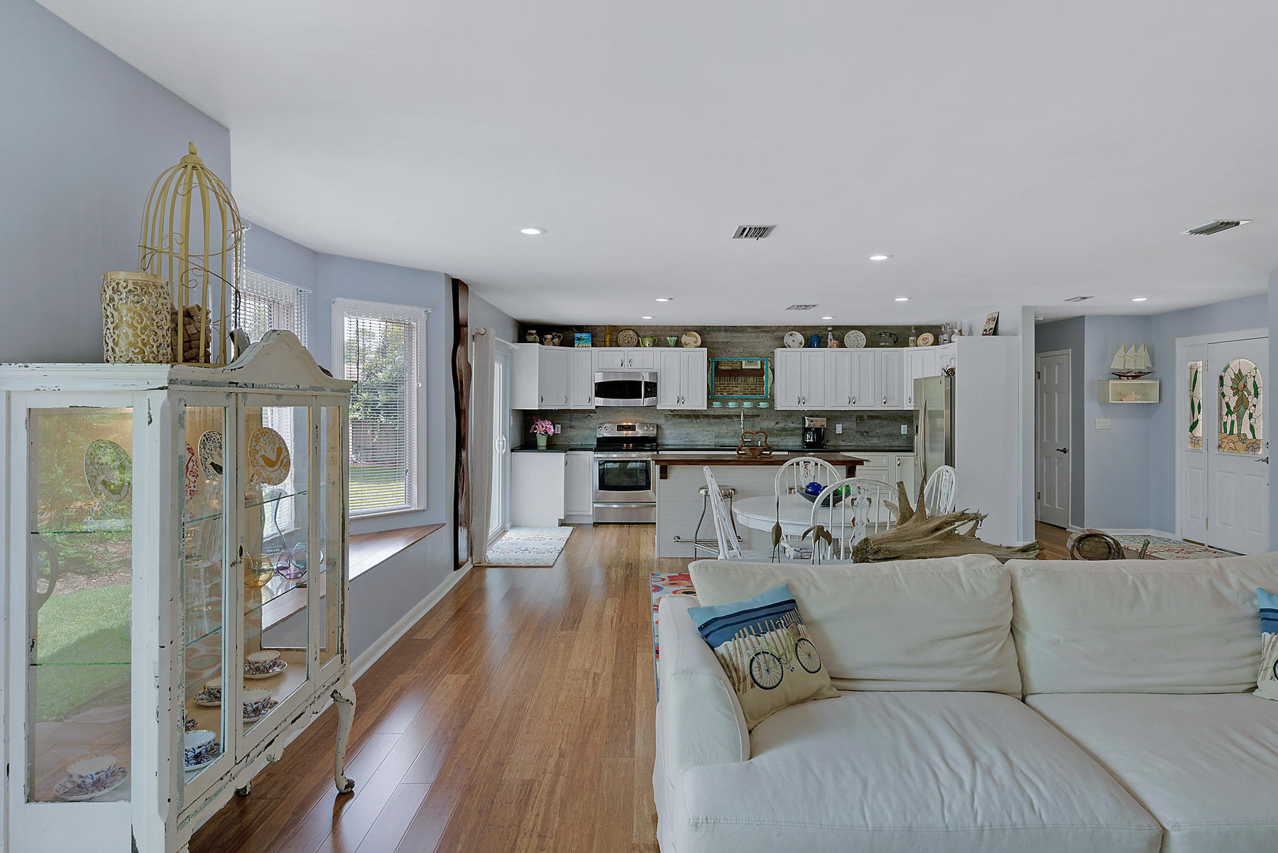 REGENCY PARK - Residential