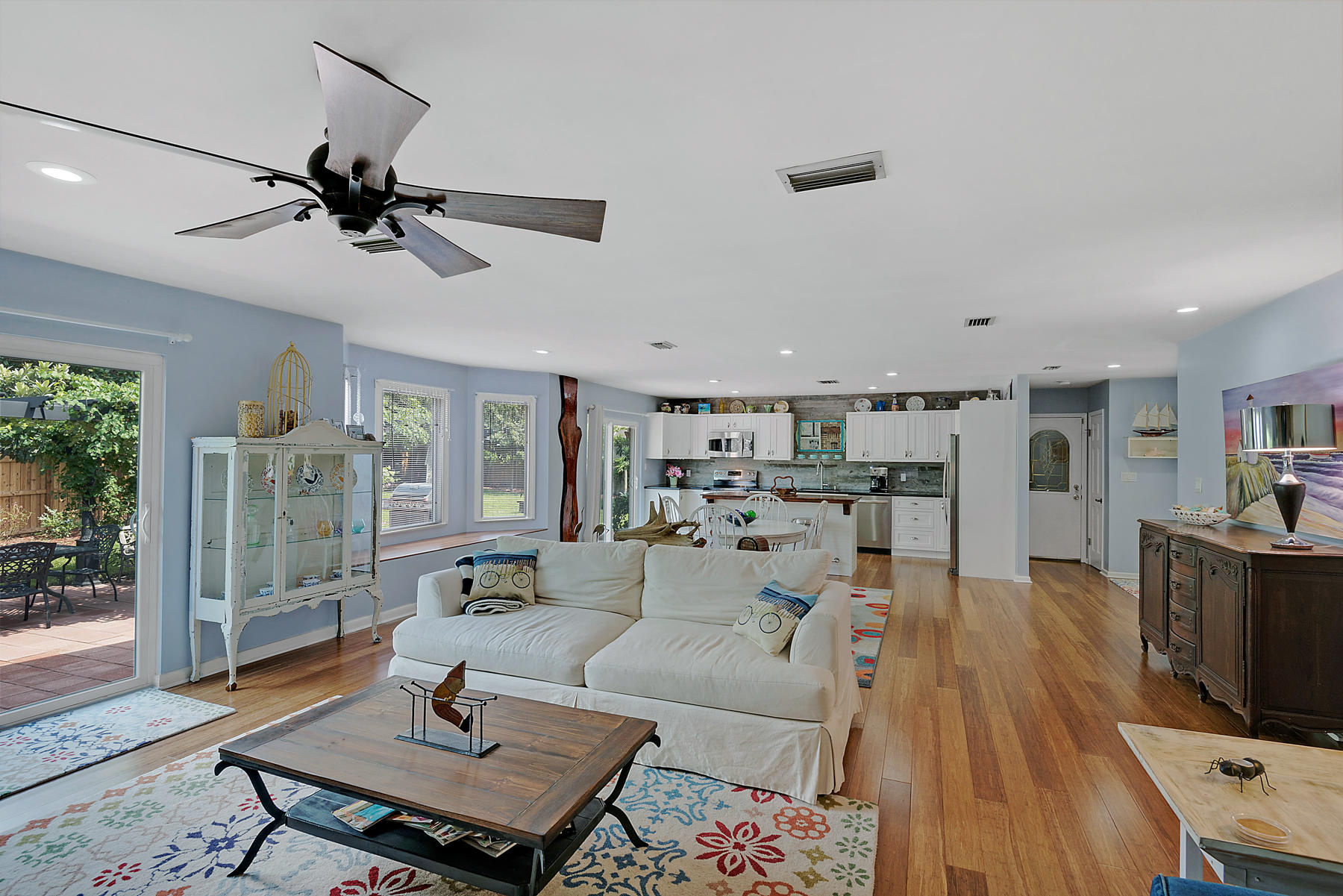 REGENCY PARK - Residential