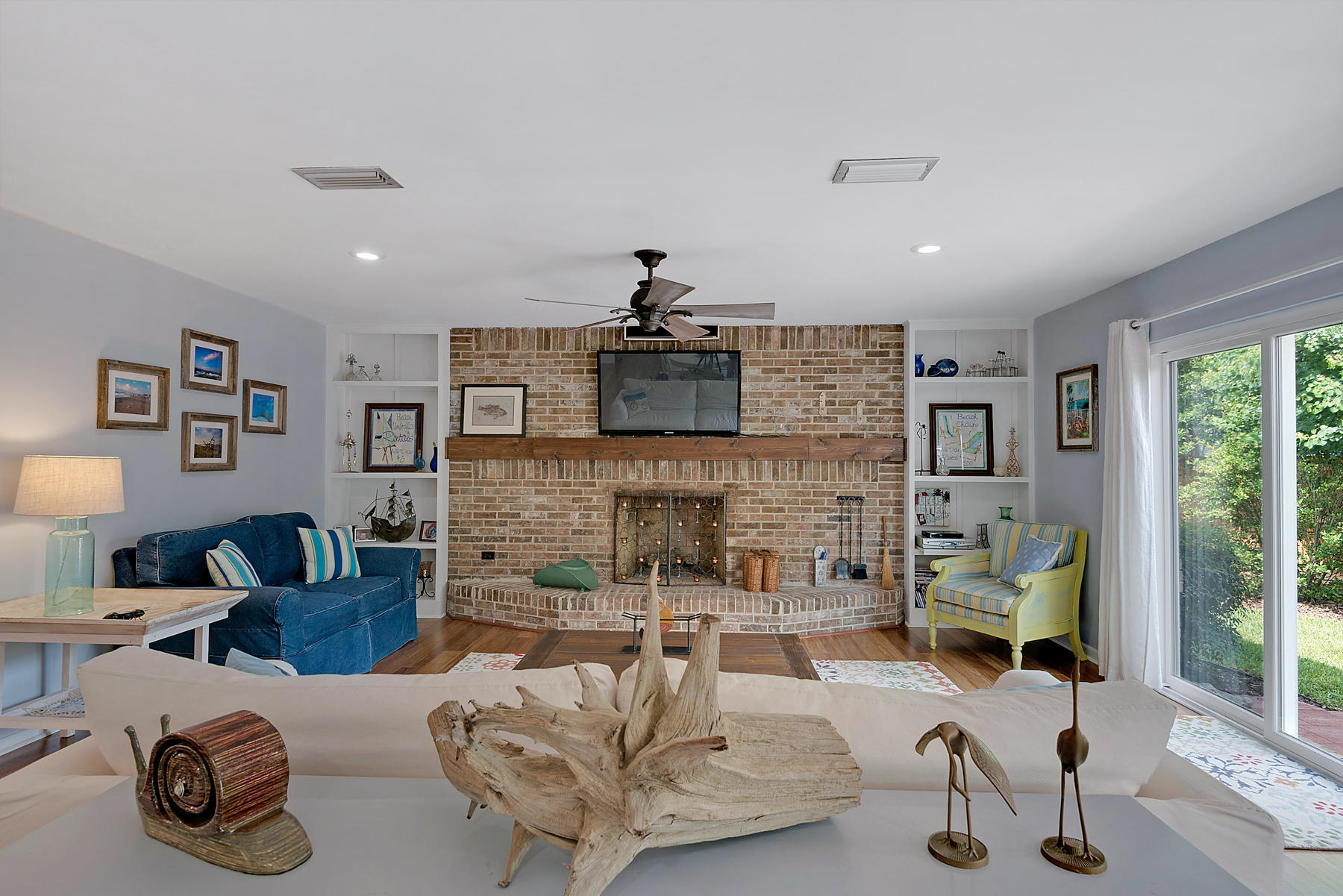 REGENCY PARK - Residential