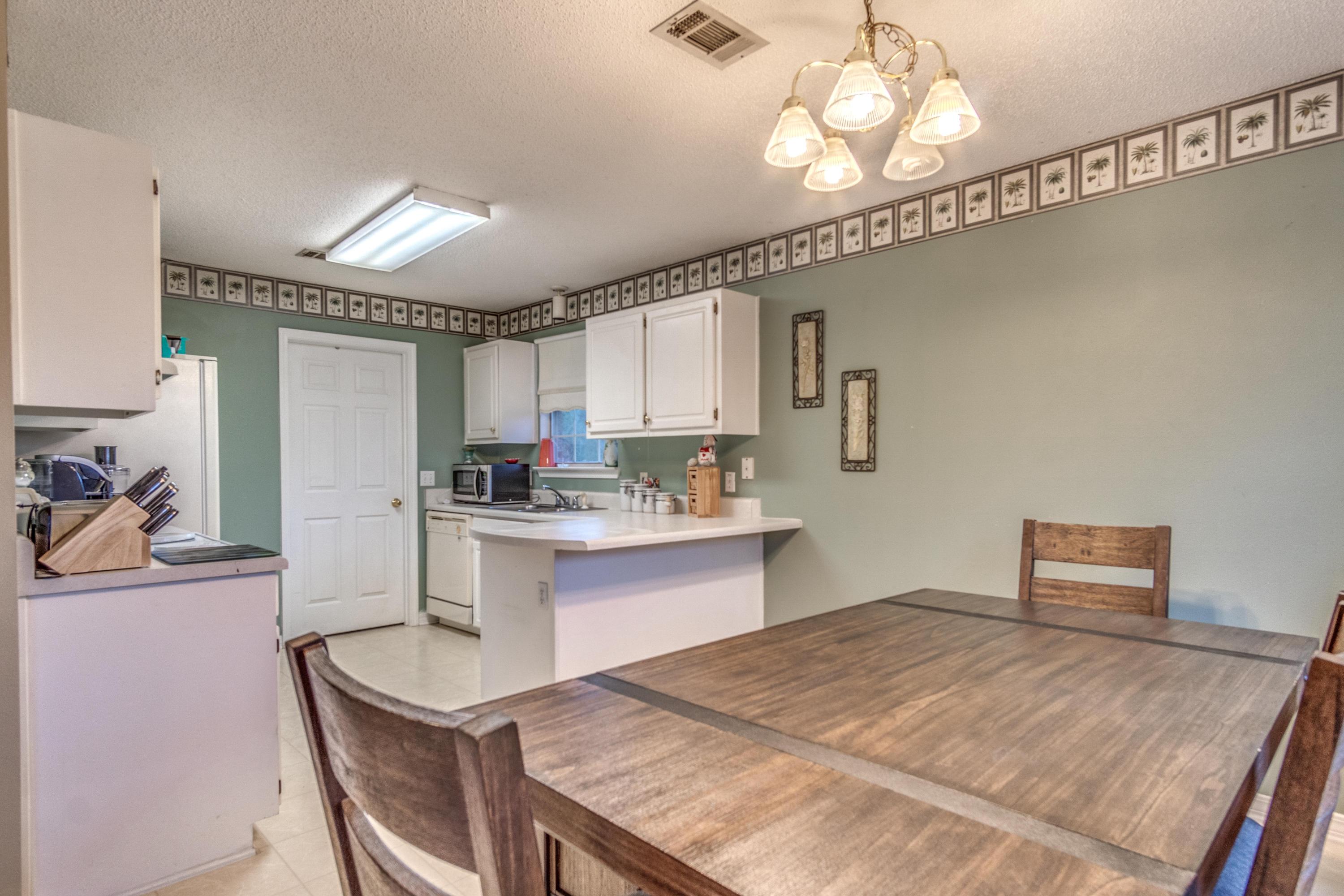 CHEROKEE BEND S/D PH 2 - Residential