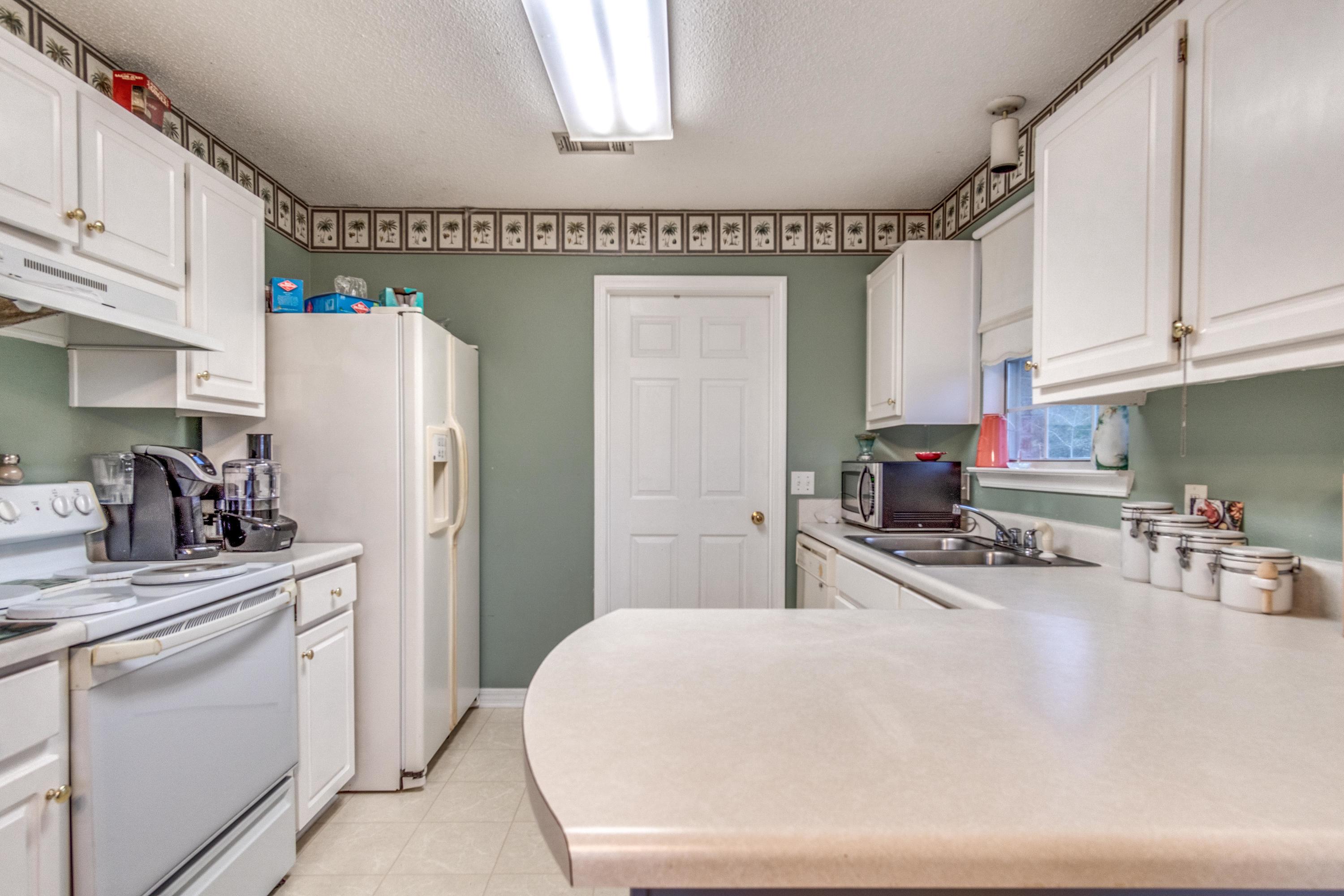 CHEROKEE BEND S/D PH 2 - Residential