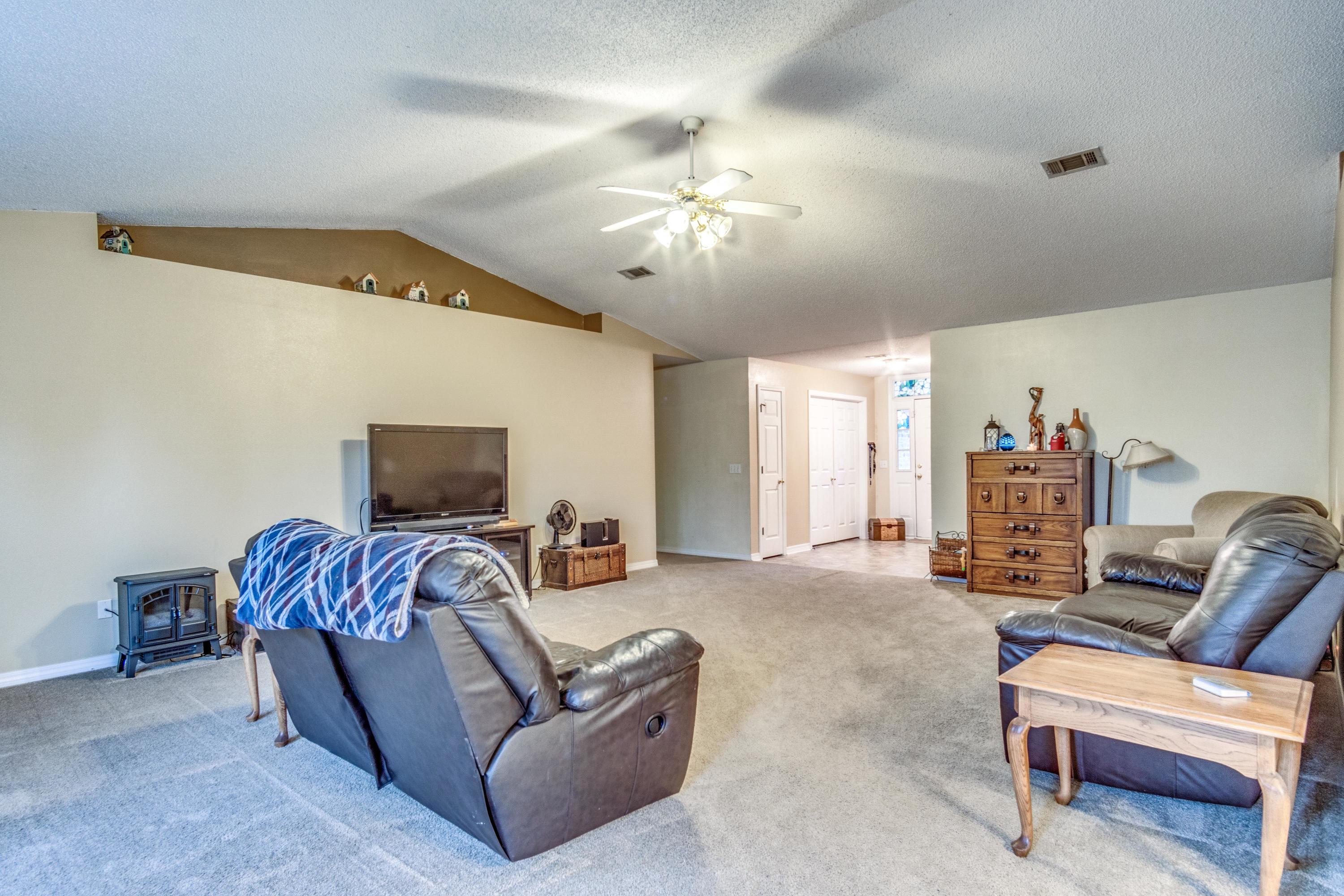 CHEROKEE BEND S/D PH 2 - Residential