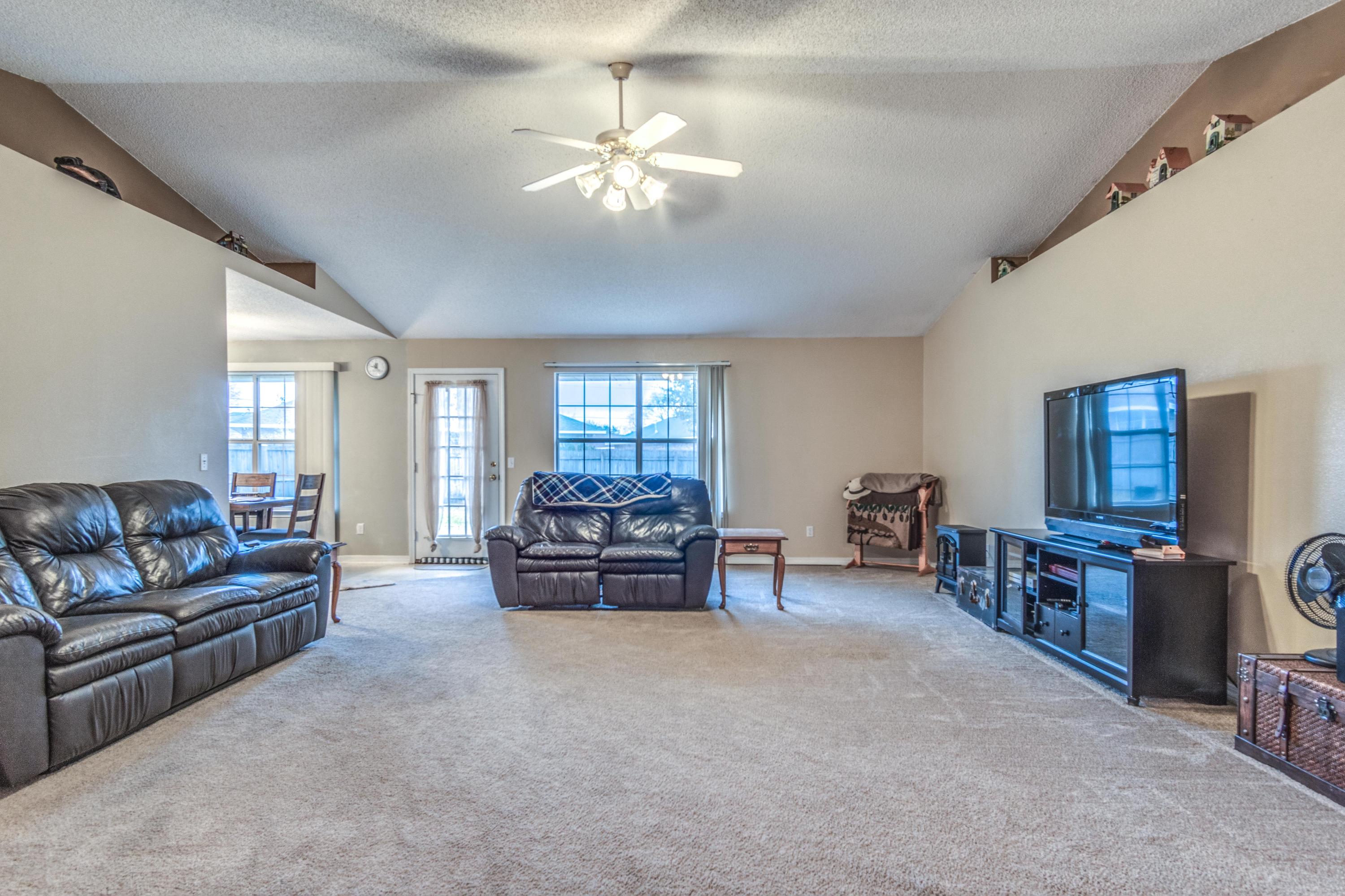 CHEROKEE BEND S/D PH 2 - Residential