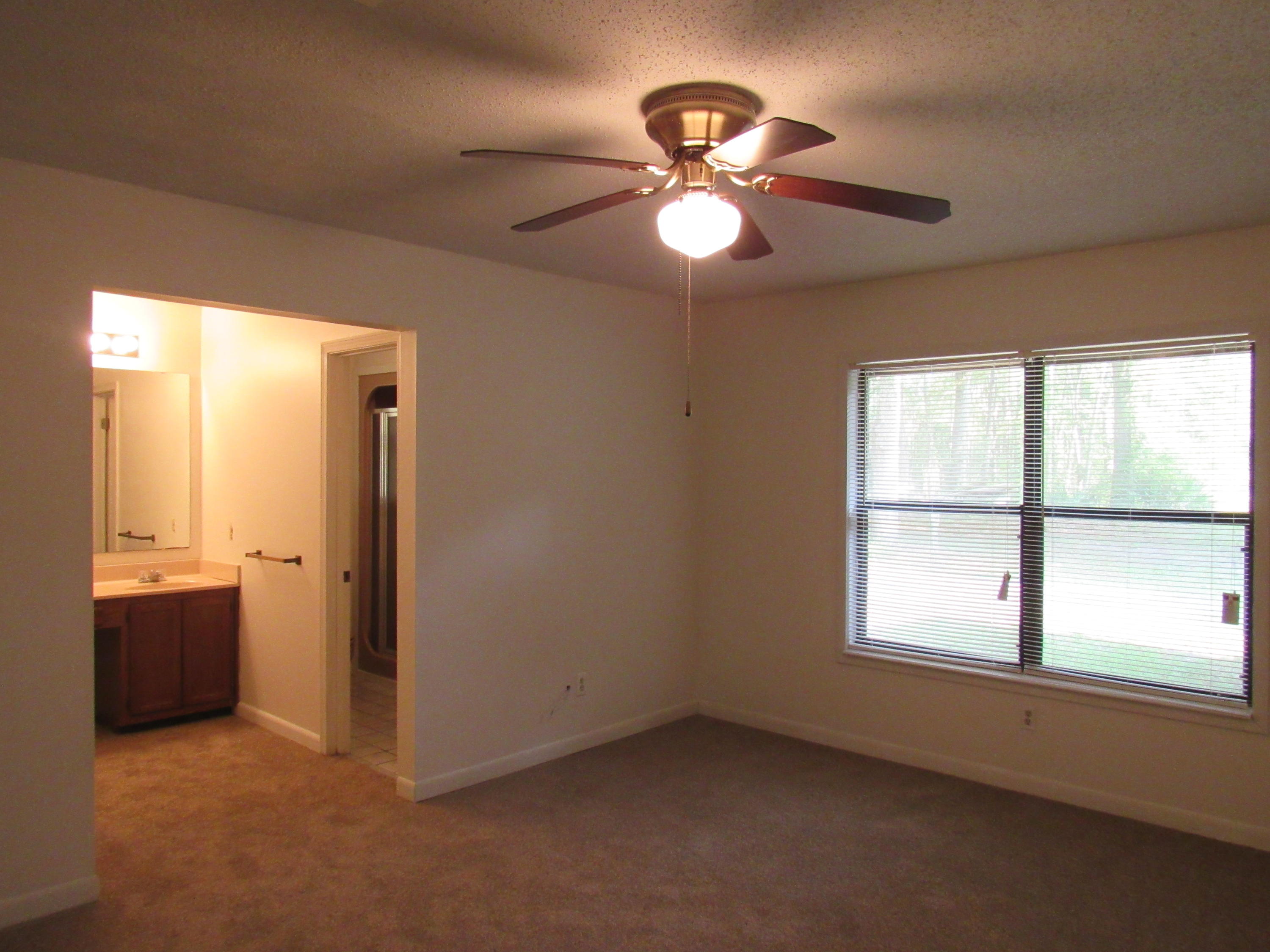 OAKS UNRECD S/D - Residential
