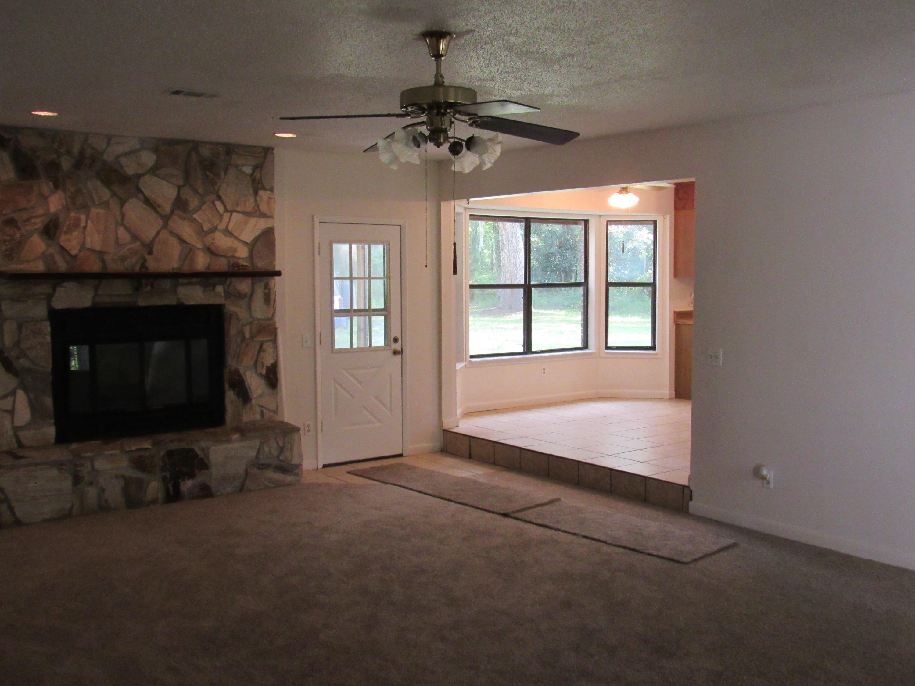 OAKS UNRECD S/D - Residential