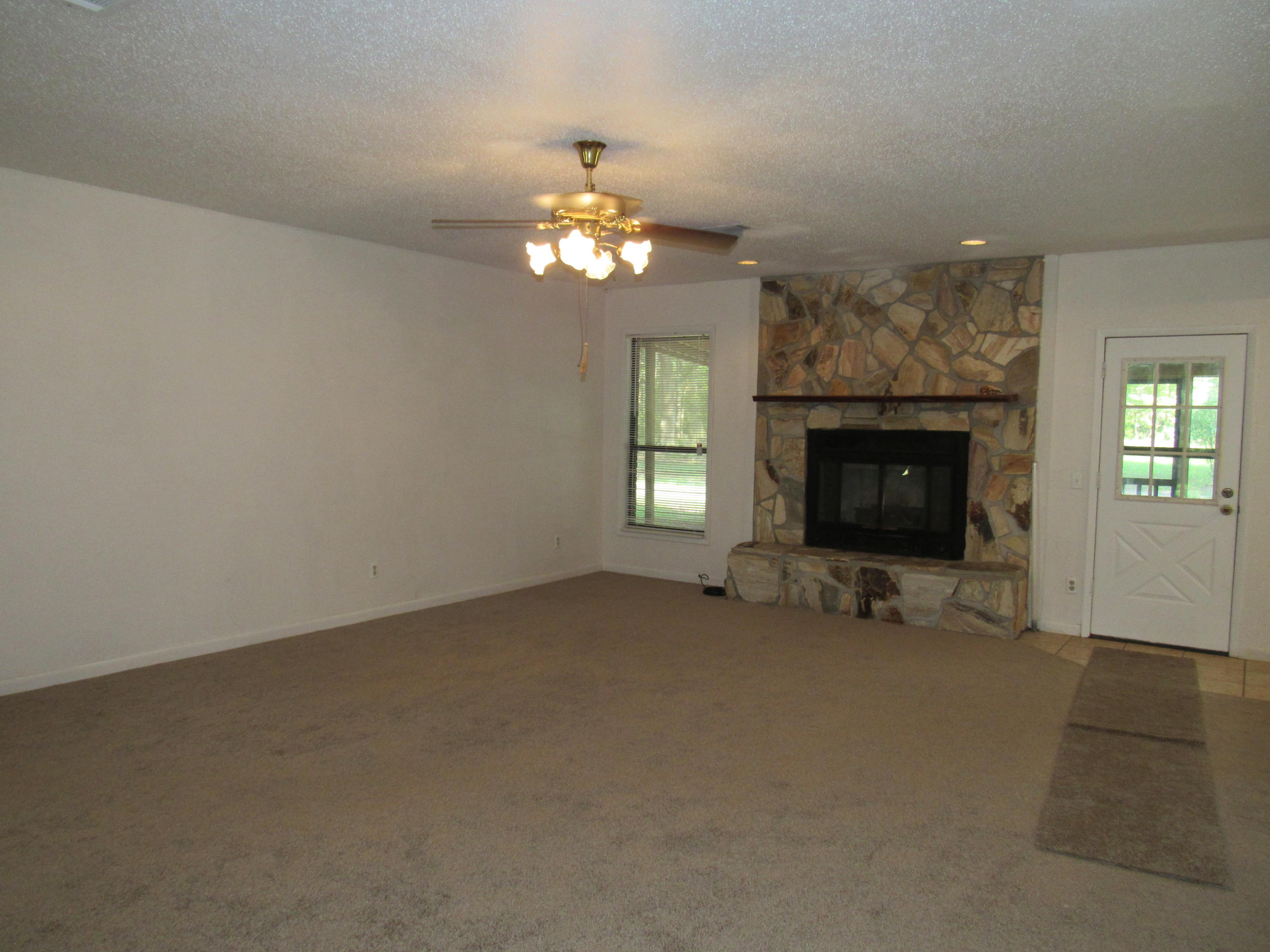 OAKS UNRECD S/D - Residential