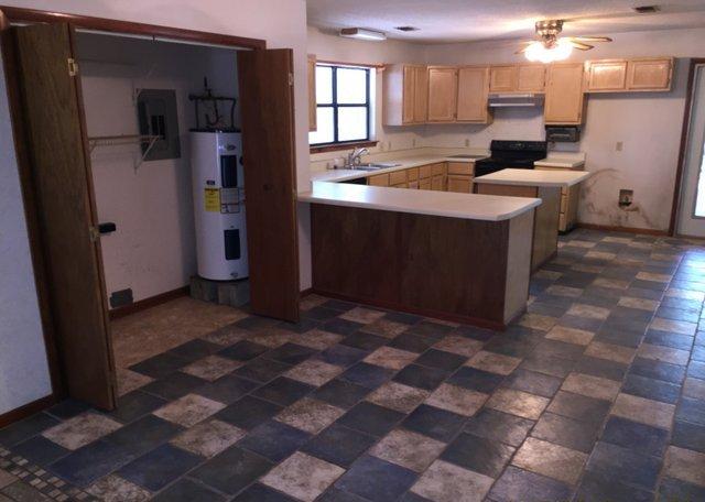 NO RECORDED SUBDIVISION - Residential