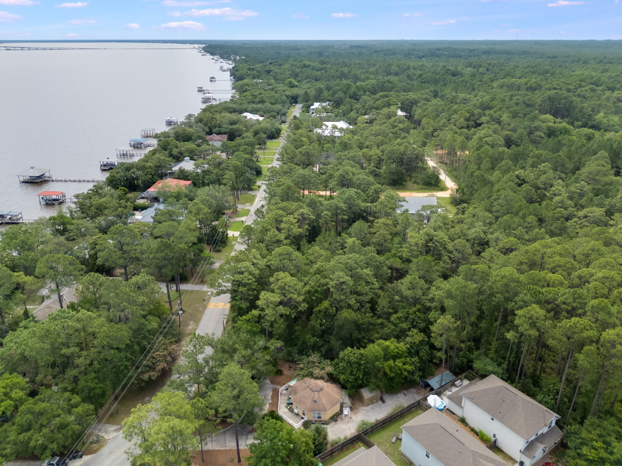 NO RECORDED SUBDIVISION - Residential