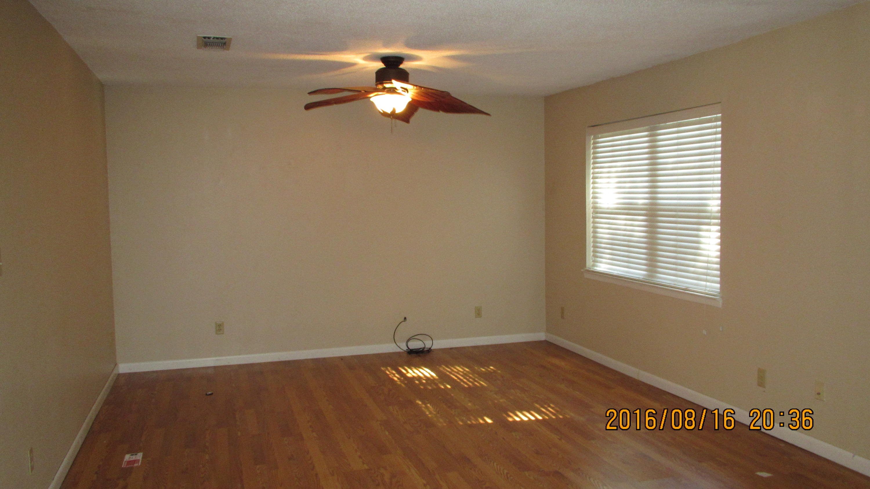 PORT DIXIE - Residential Lease