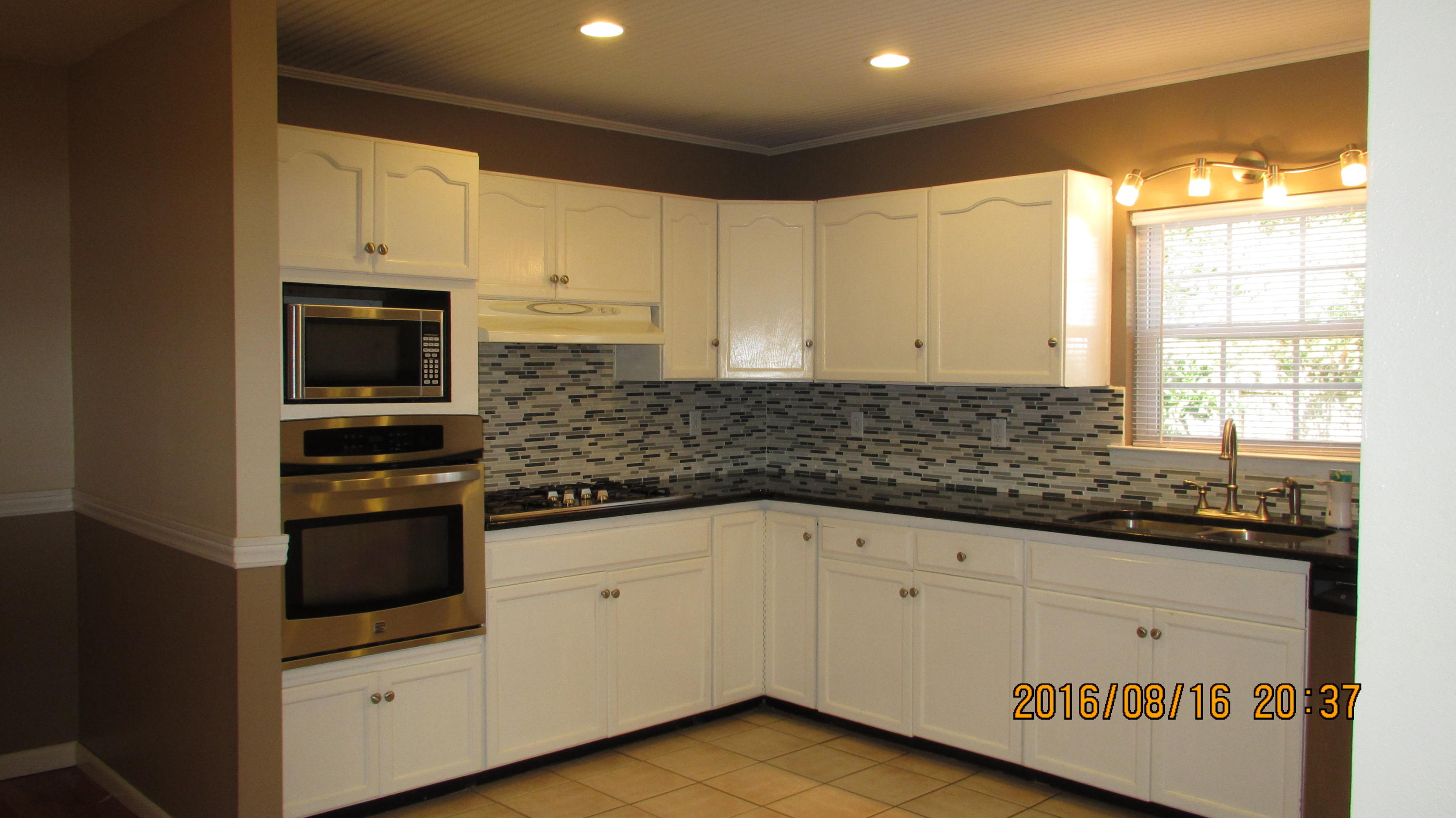 PORT DIXIE - Residential Lease