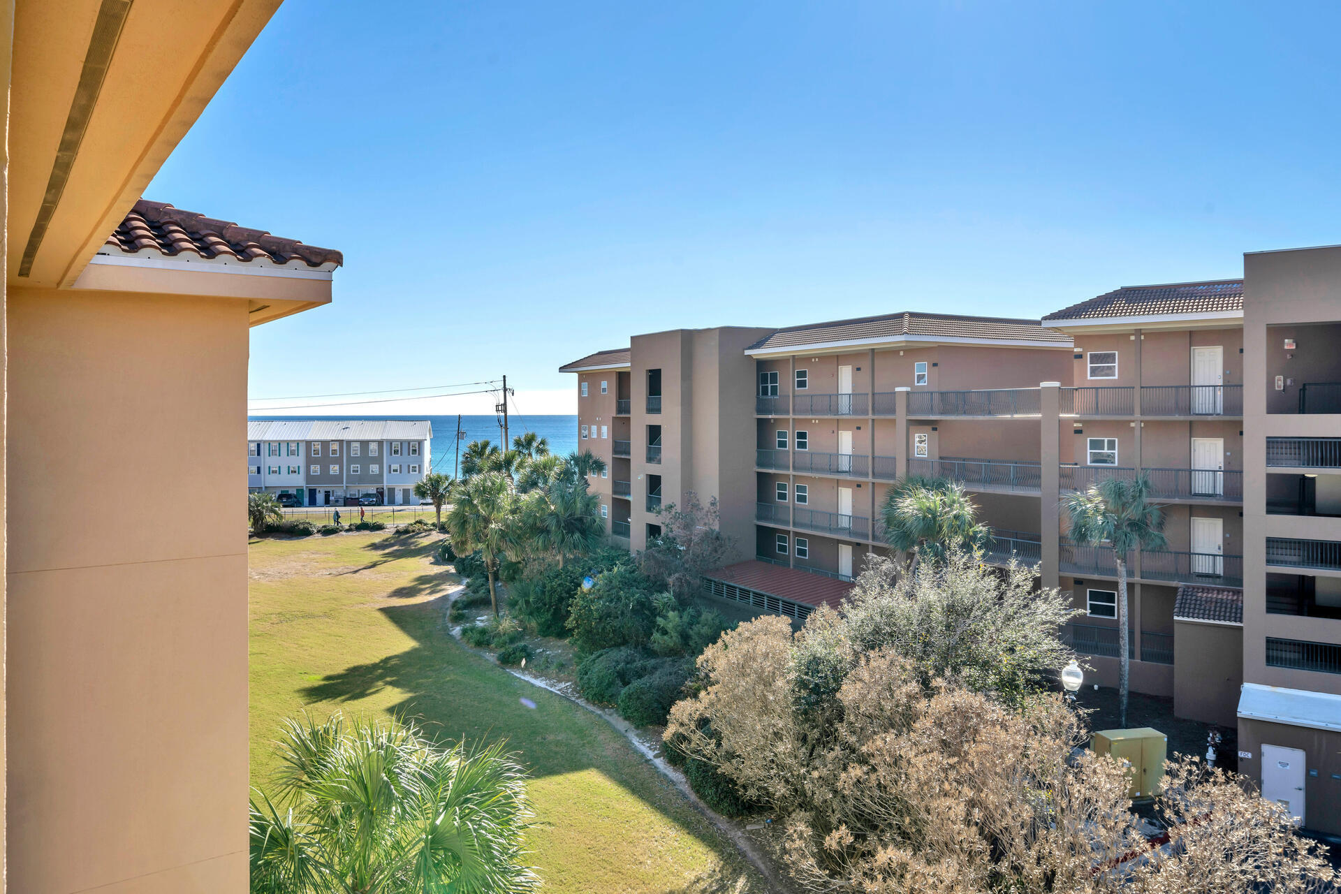 CIBONEY CONDO - Residential