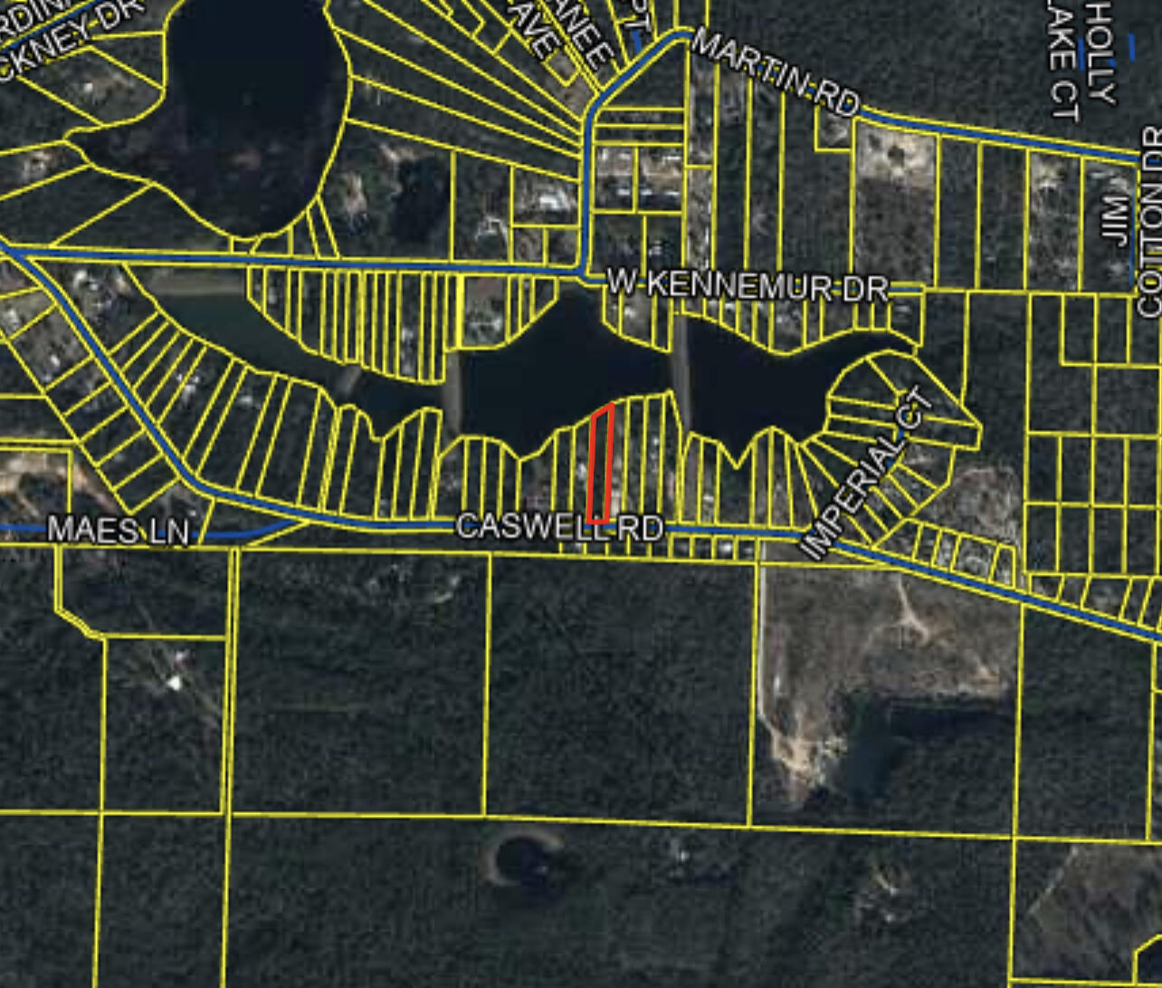 Beautiful large waterfront lot, 1.31 acres. 118 feet of waterfront. Build your waterfront dream home here. Up and coming Defuniak Springs.