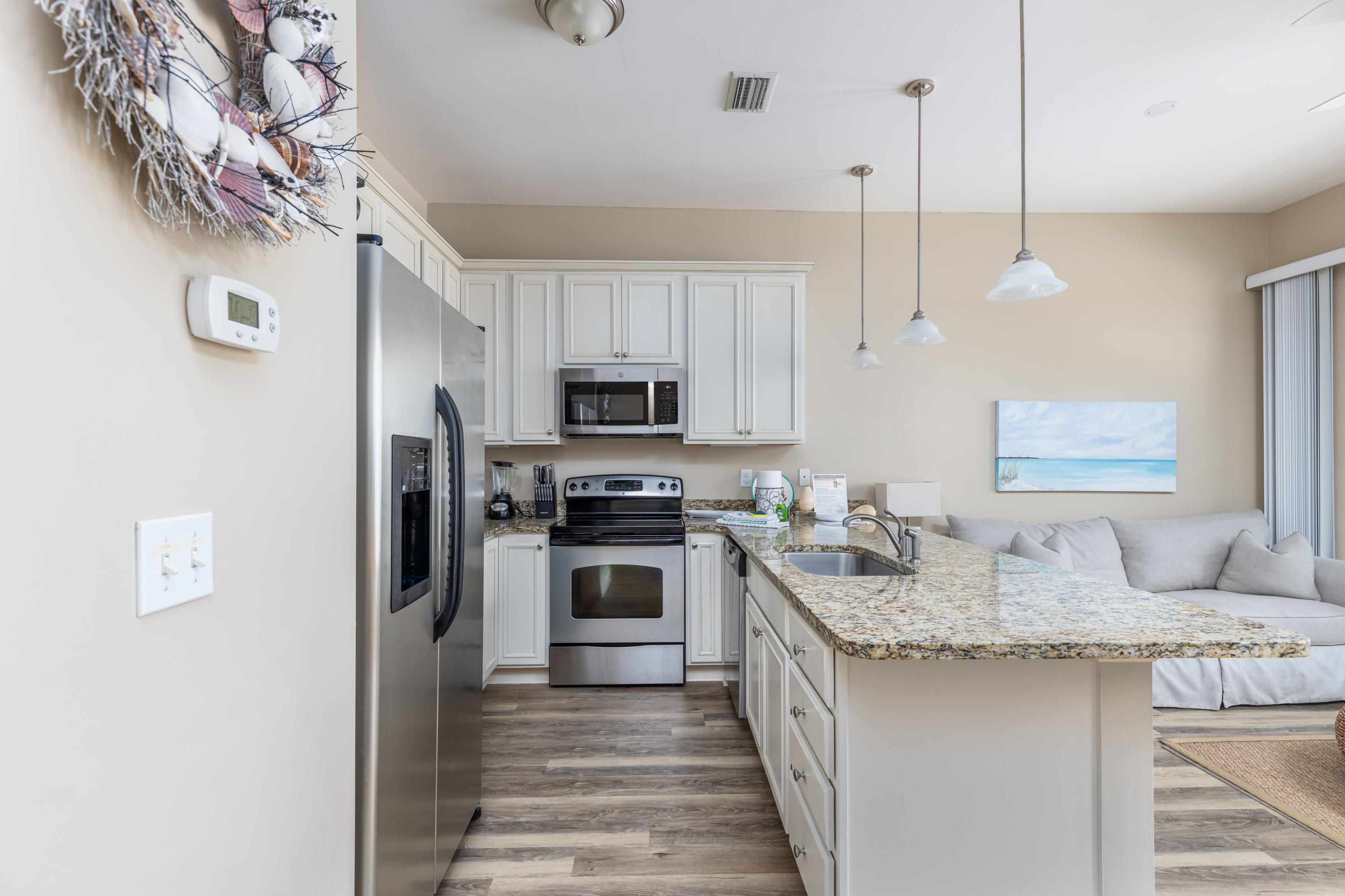 LEEWARD CONDO - Residential