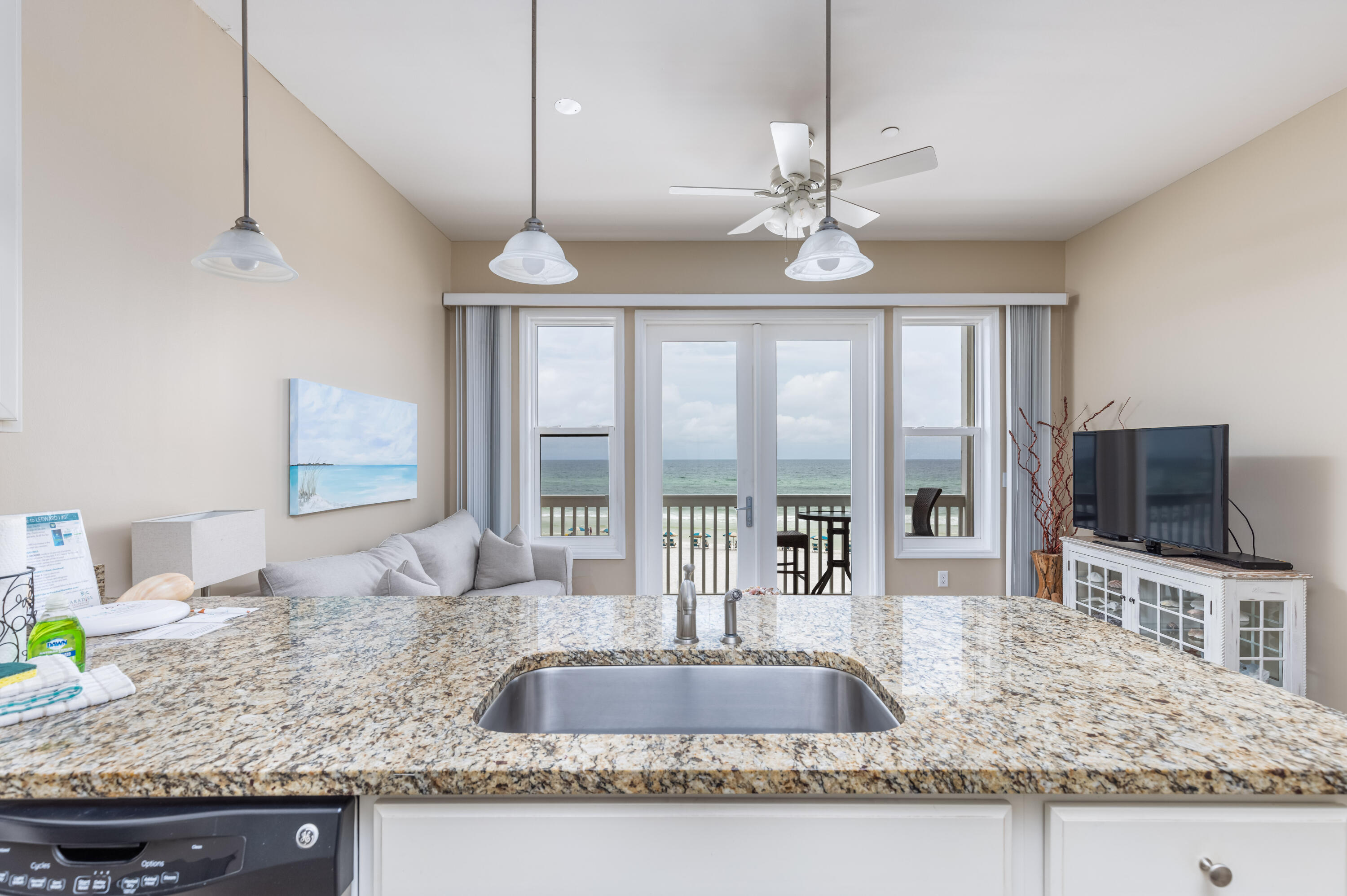 LEEWARD CONDO - Residential