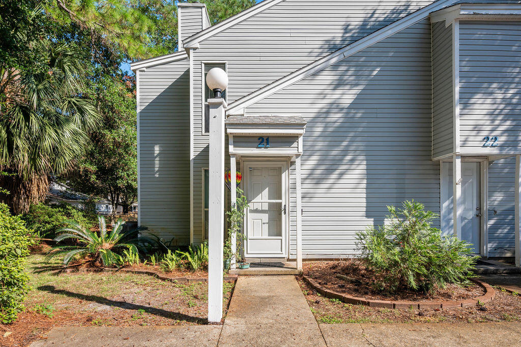 *Seller is offering $5K towards closing costs or rate buy down* This charming 2-bedroom, 2-bath condo is nestled in the peaceful Park Place Condominium community, offering the perfect balance of tranquility and convenience. Located just 5 minutes from both downtown Fort Walton Beach and the beautiful beaches, and only 15 minutes from Eglin AFB and Hurlburt Field, this property is ideal for anyone looking to call the Emerald Coast home.Situated on the second floor, the unit welcomes you with a bright skylight over the entry stairwell and a relaxing balcony view of lush greenery. The updated kitchen boasts freshly painted oak cabinetry, modern appliances, and upgraded laminate countertops. The spacious owner's suite features a walk-in closet and a vanity area that's