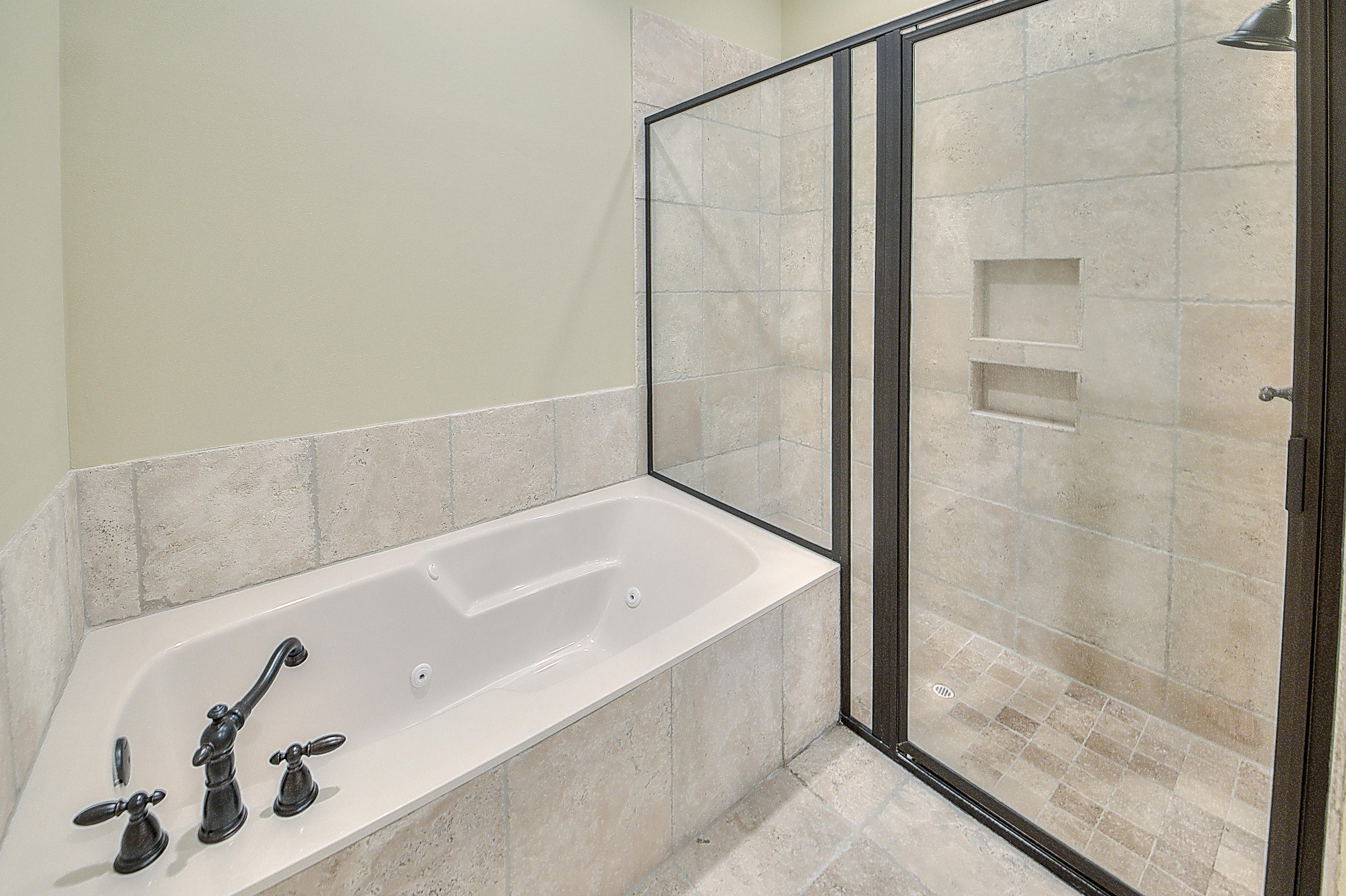 CARSON OAKS - Residential