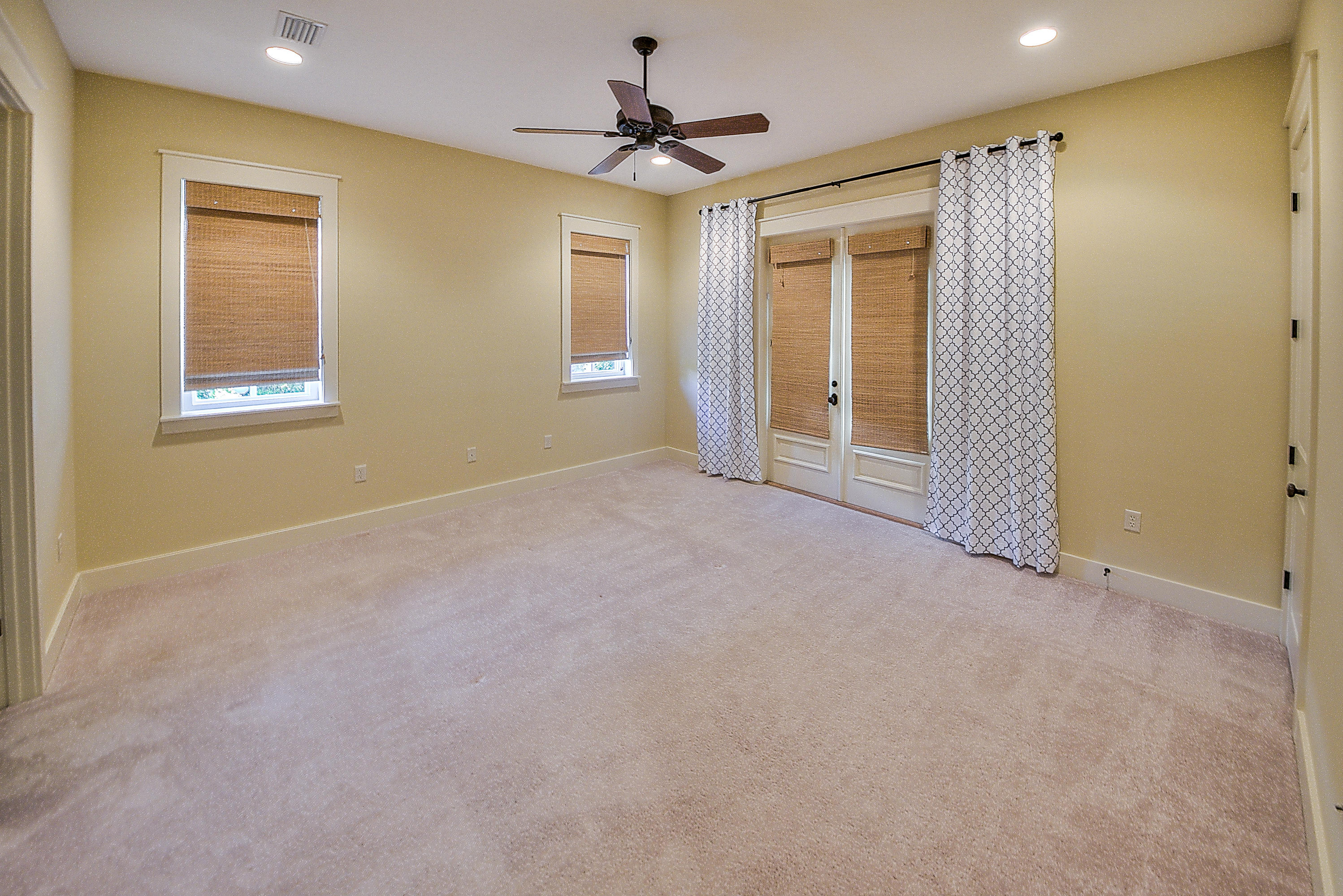 CARSON OAKS - Residential