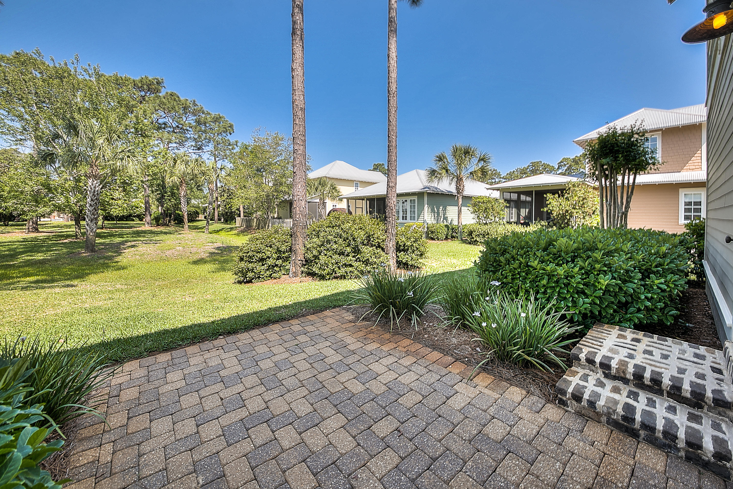 CARSON OAKS - Residential