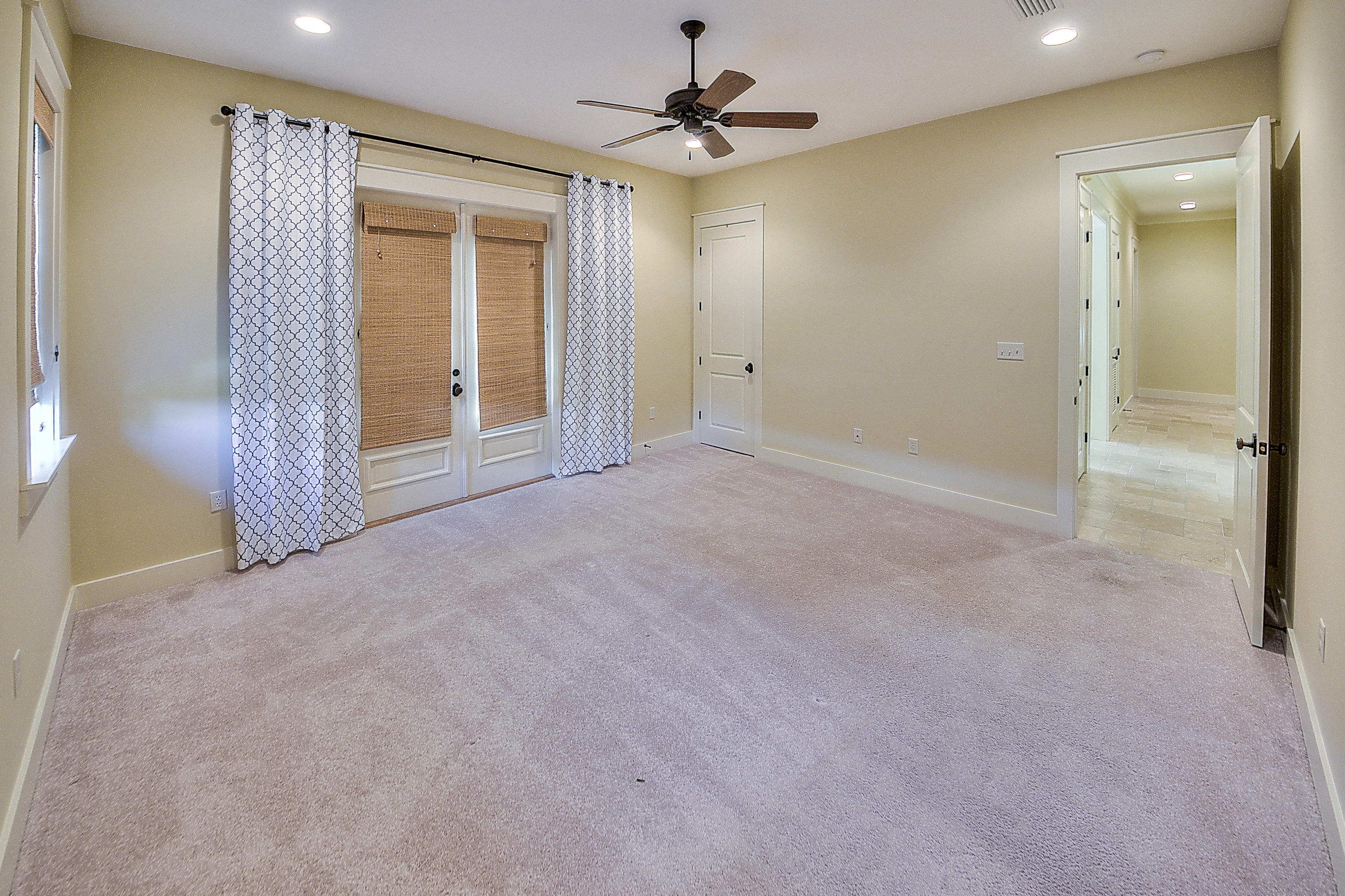 CARSON OAKS - Residential