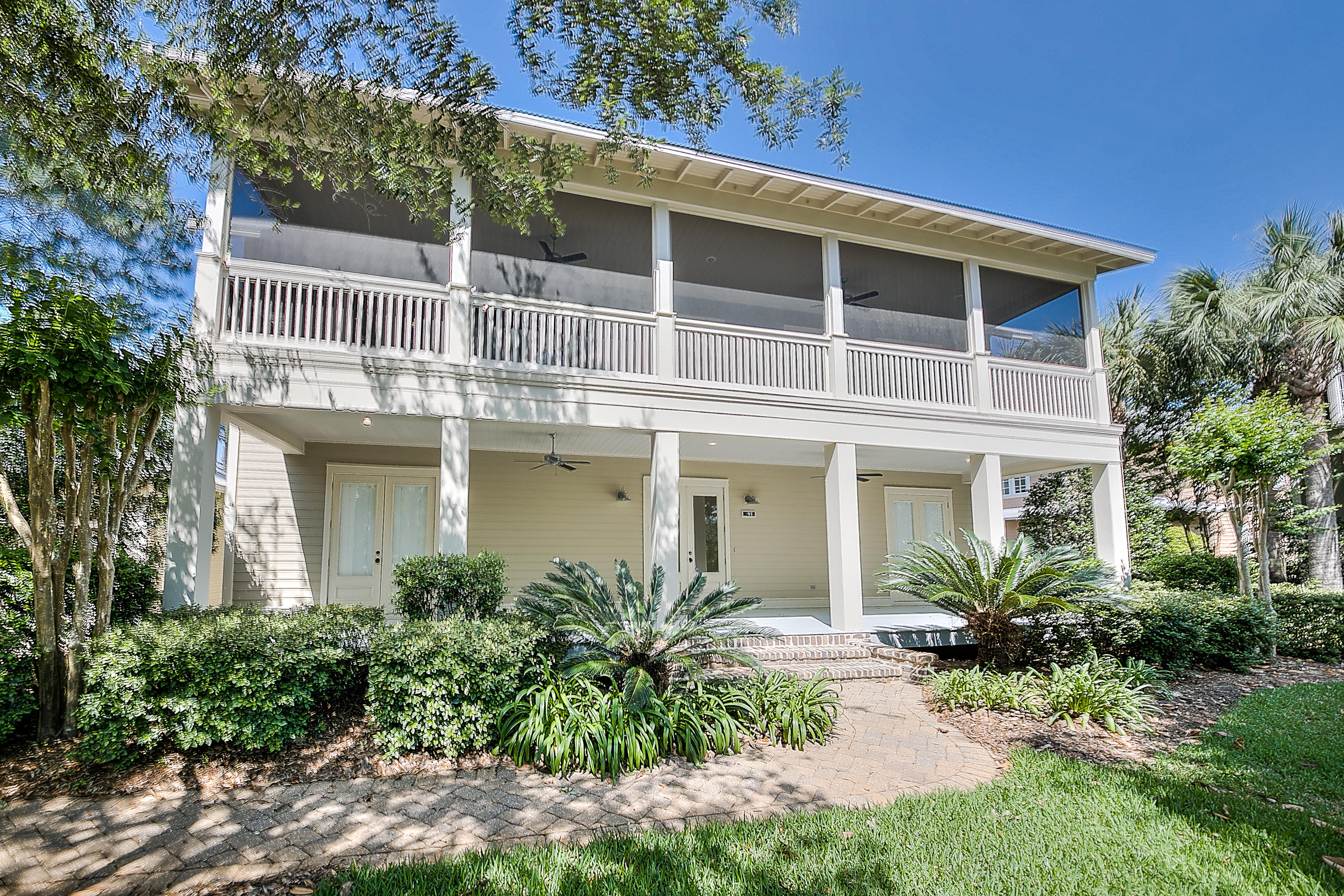 CARSON OAKS - Residential