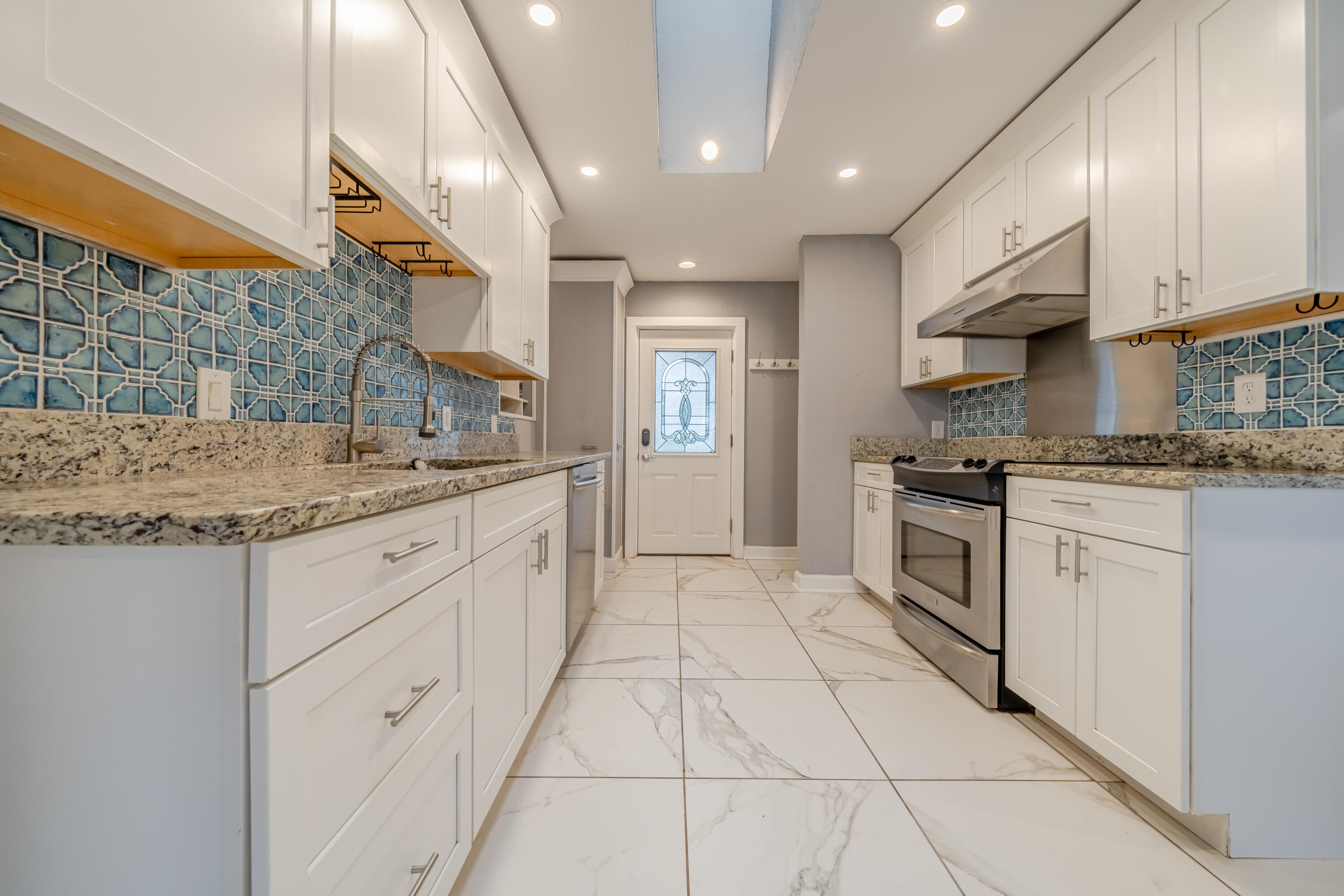 OMNI OAKS - Residential