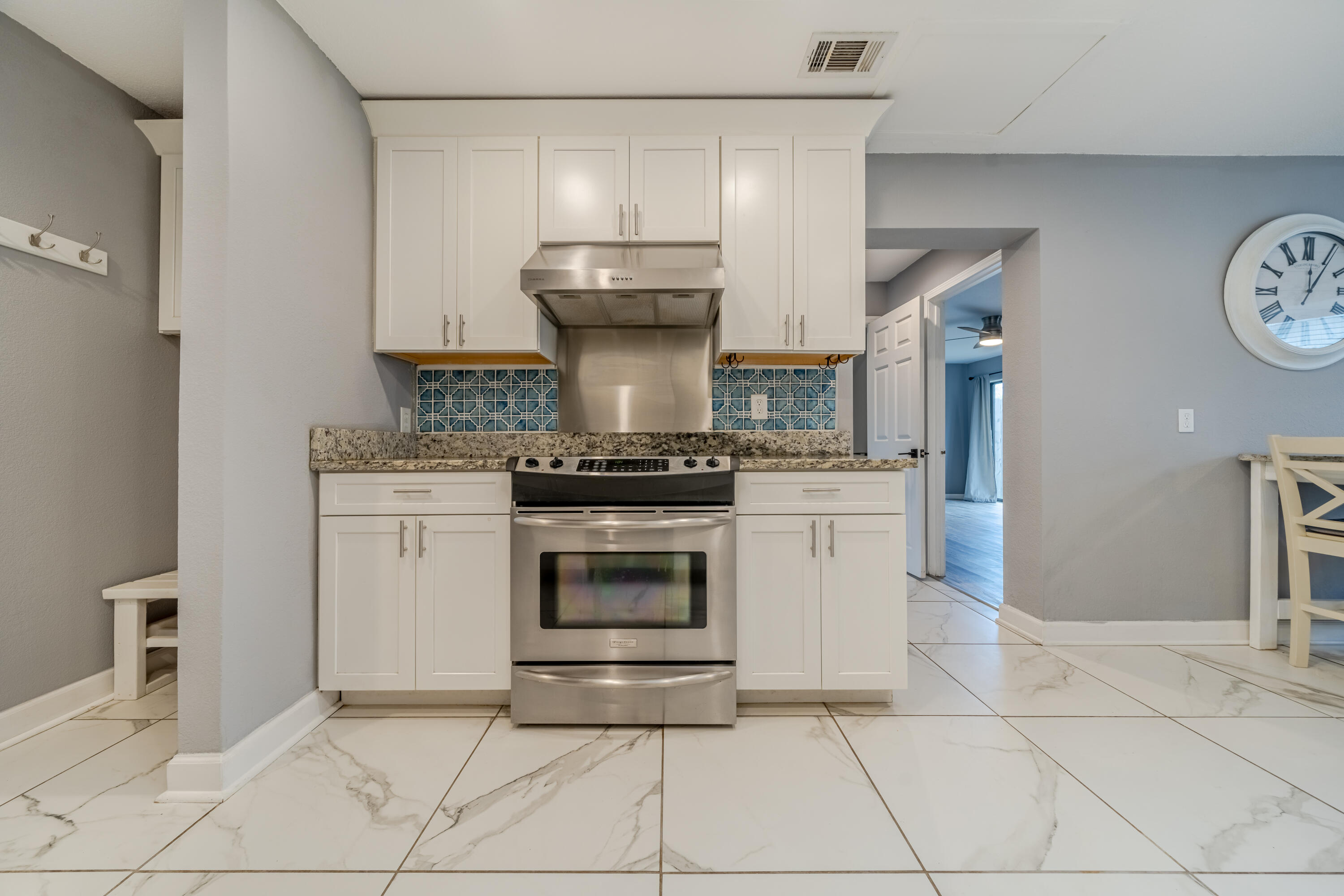 OMNI OAKS - Residential