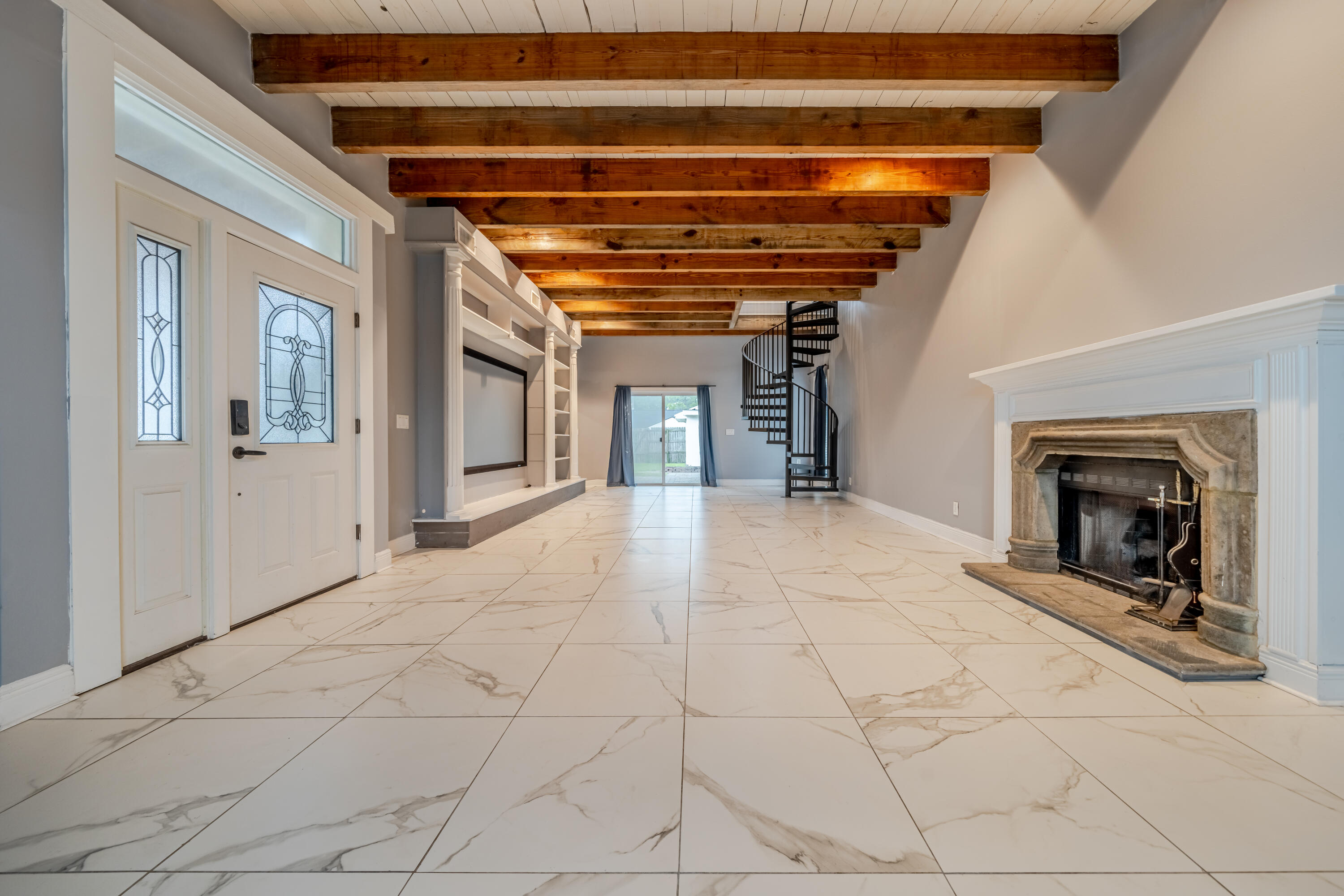 OMNI OAKS - Residential