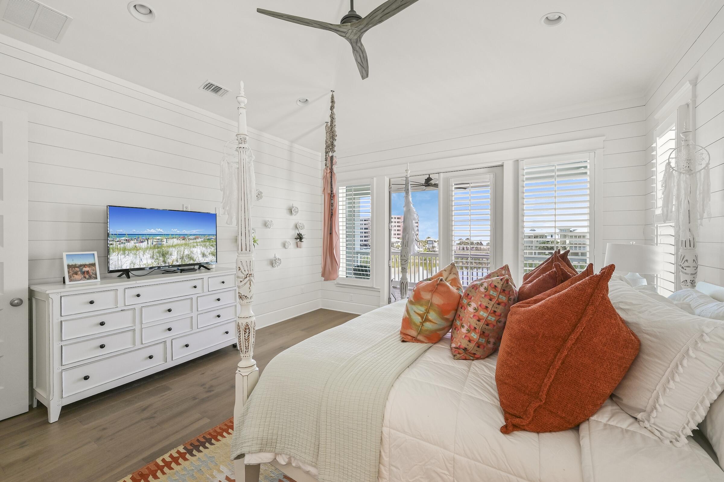 Destin Pointe - Residential