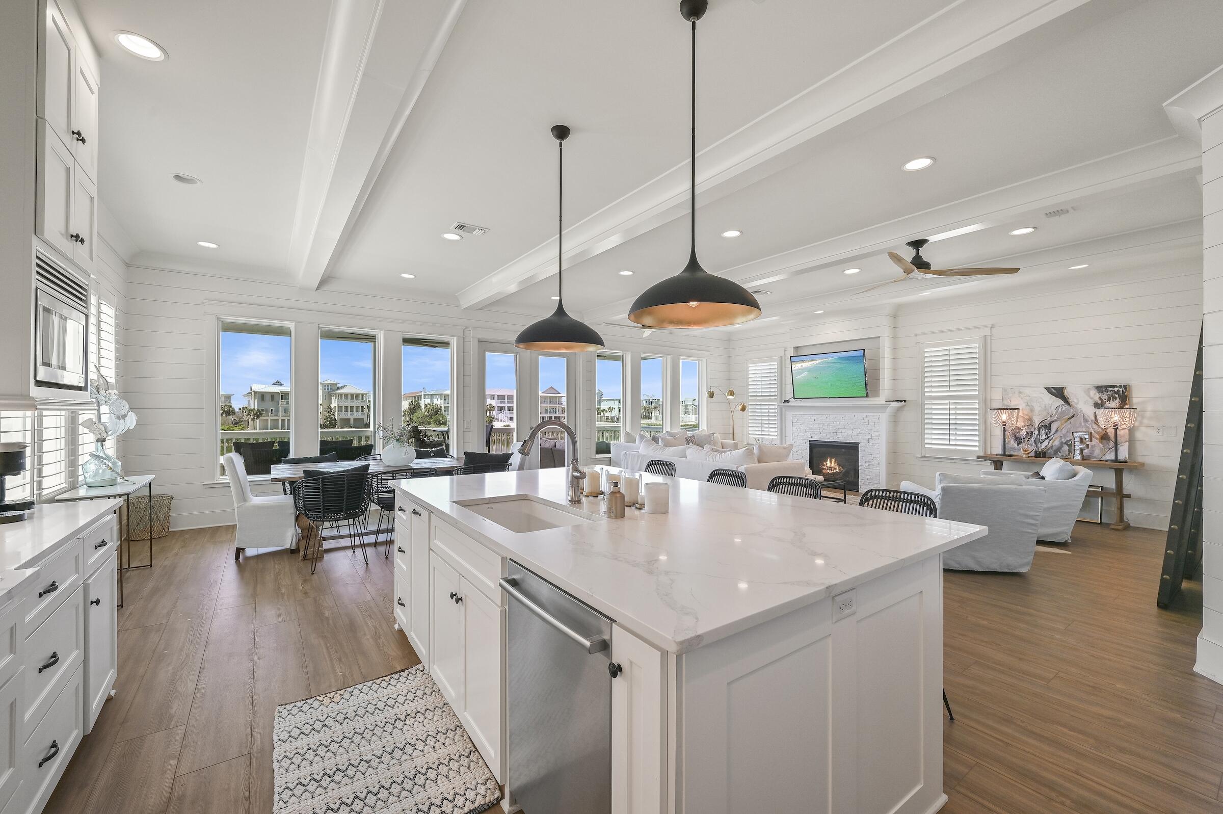 Destin Pointe - Residential