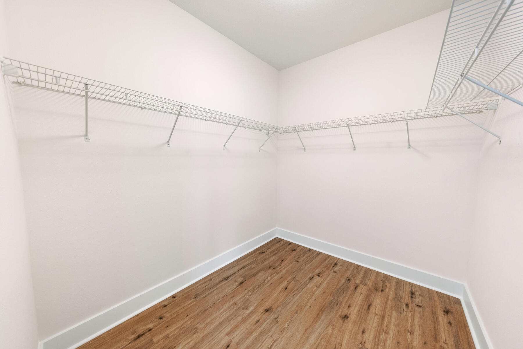 PARADISE GROVE - Residential