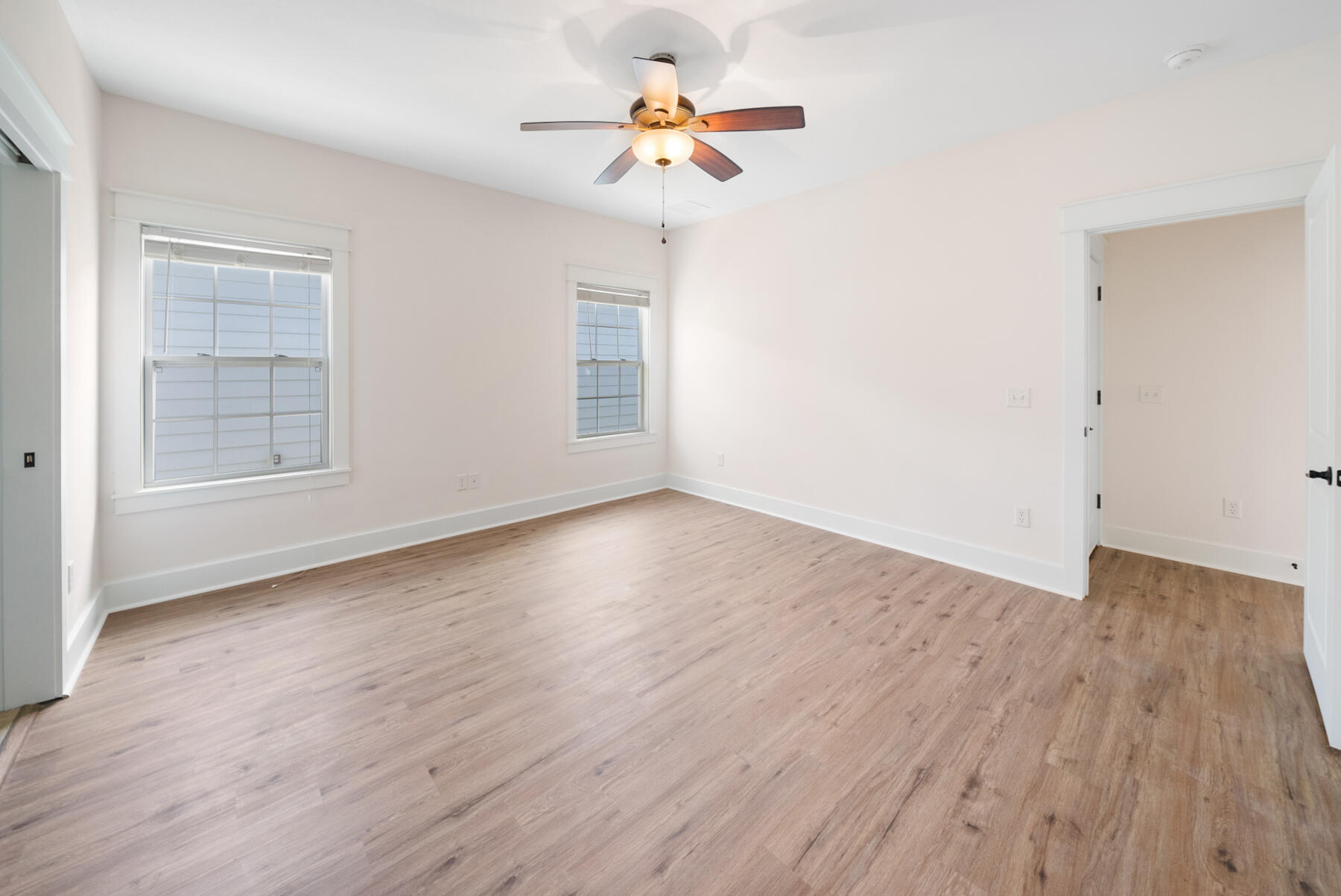 PARADISE GROVE - Residential