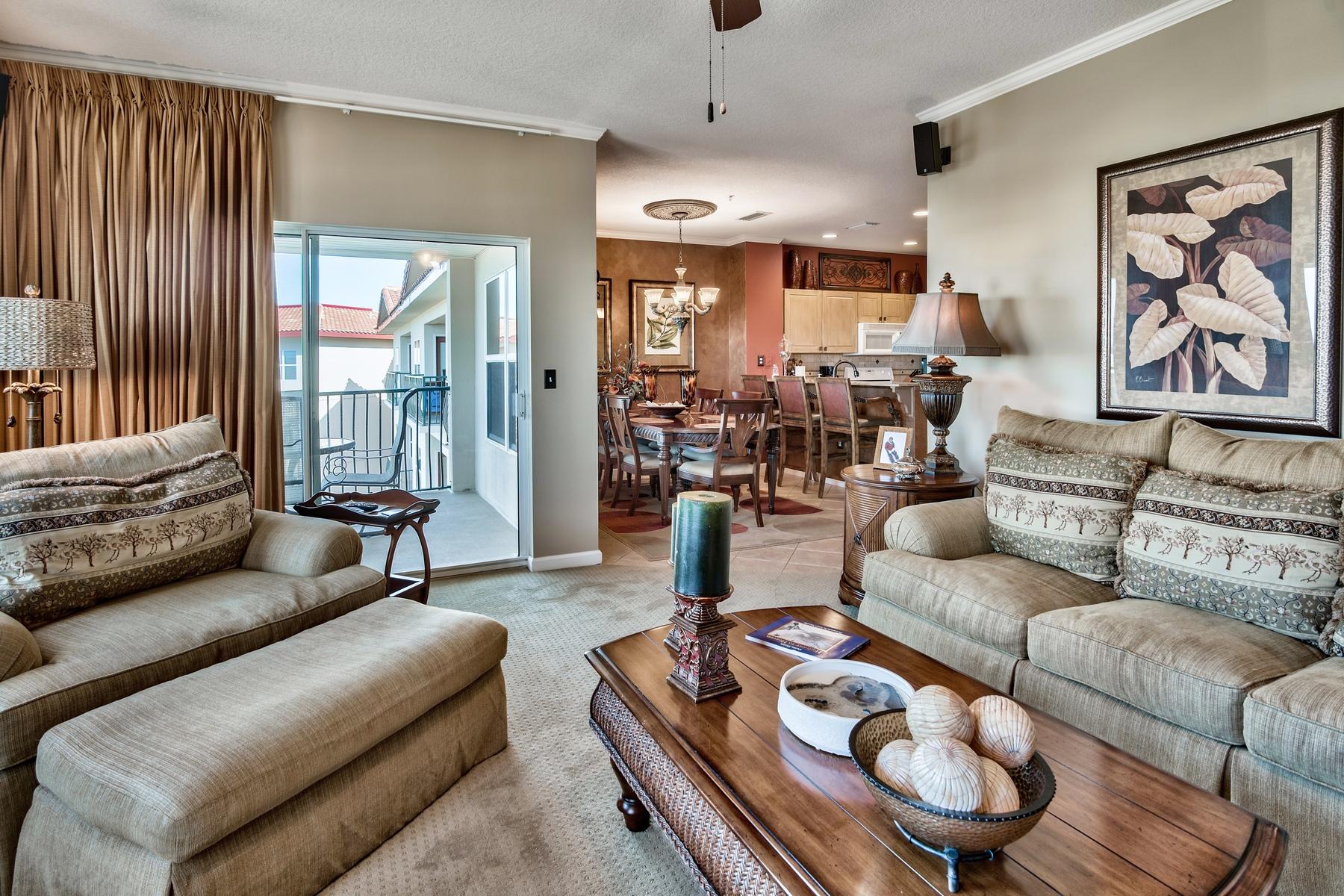 EMERALD WATERS - Residential