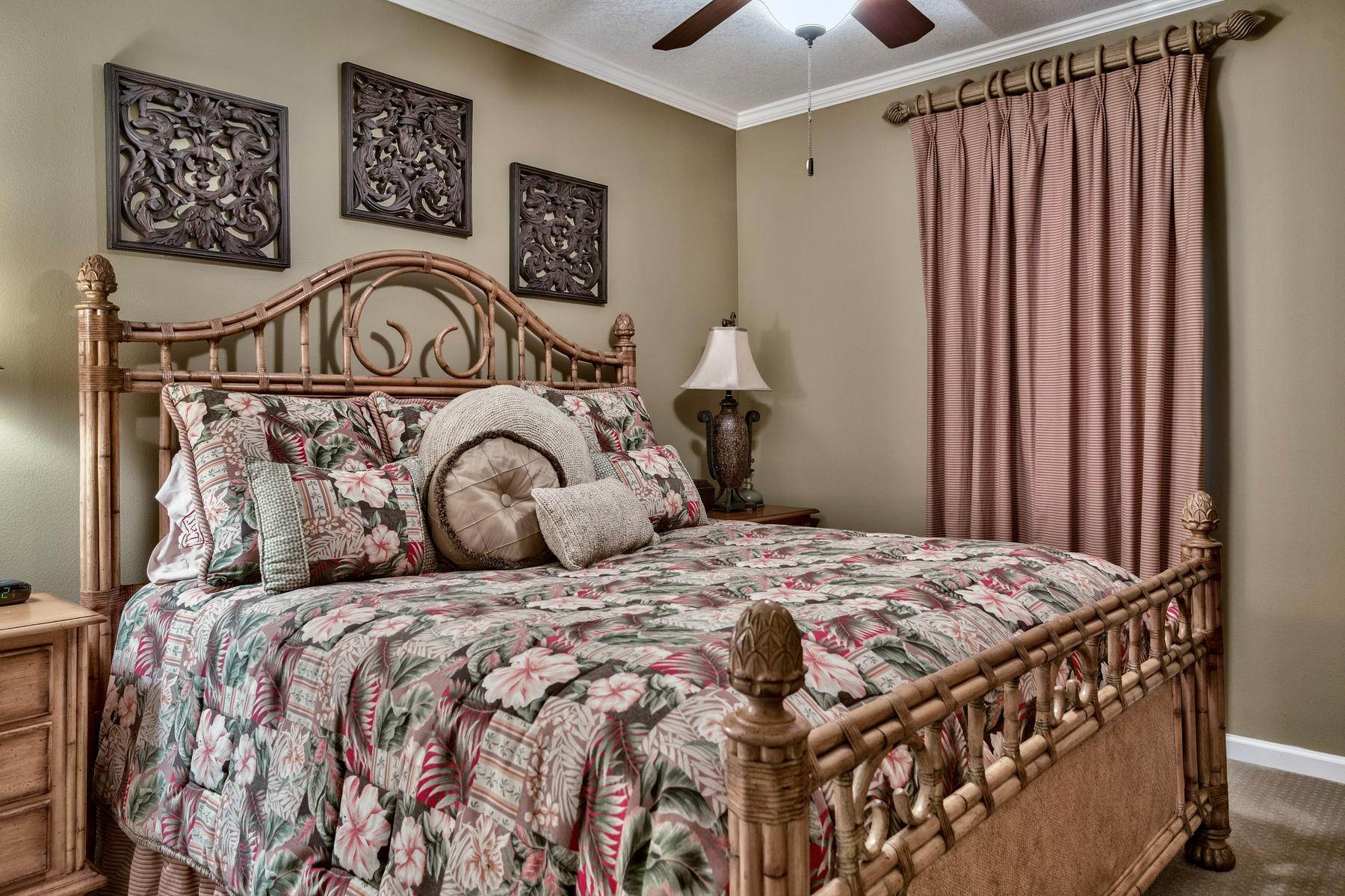 EMERALD WATERS - Residential