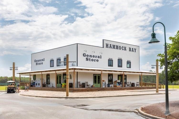HAMMOCK BAY - Land