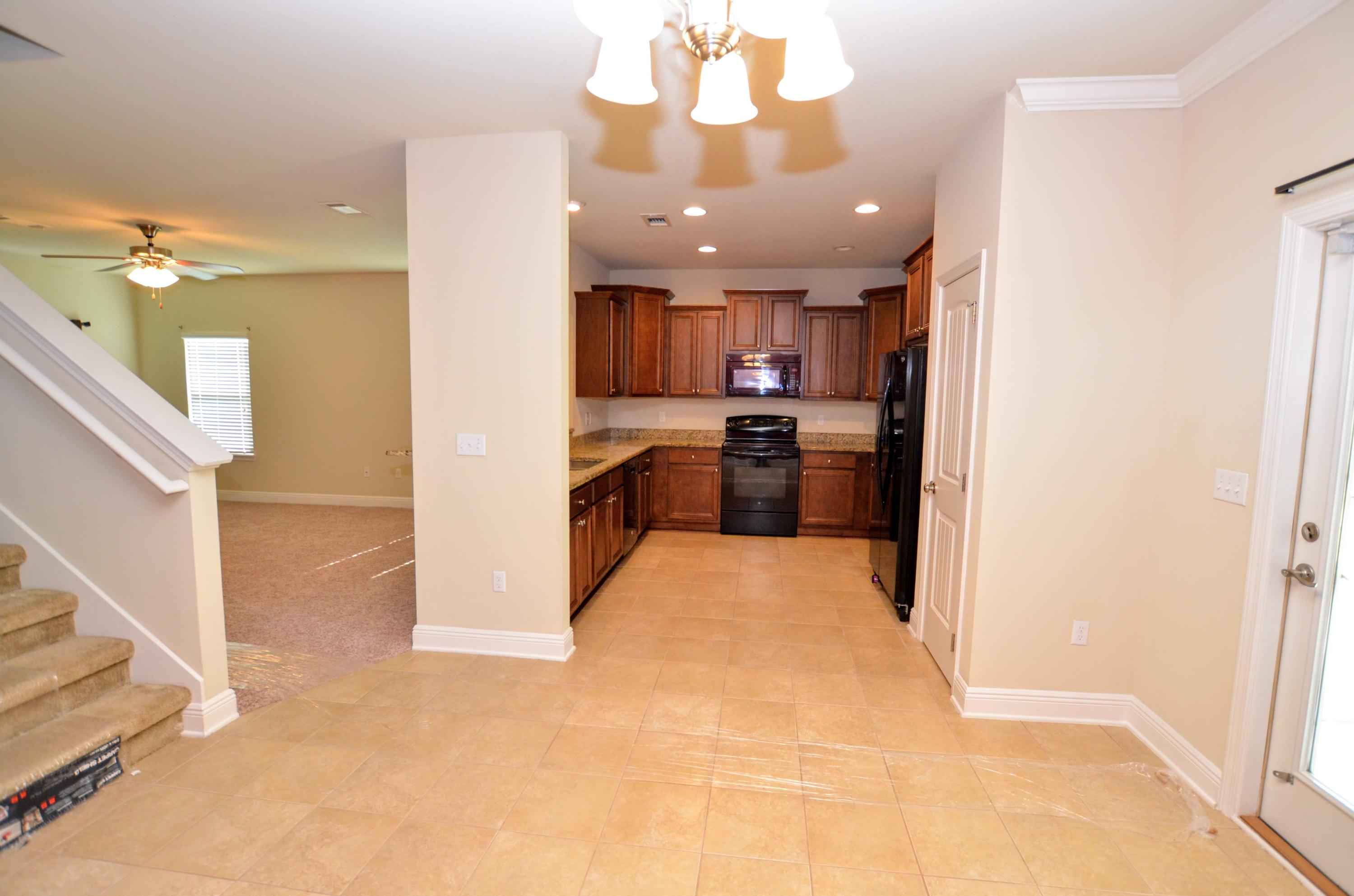 AUTUMN WOODS - Residential