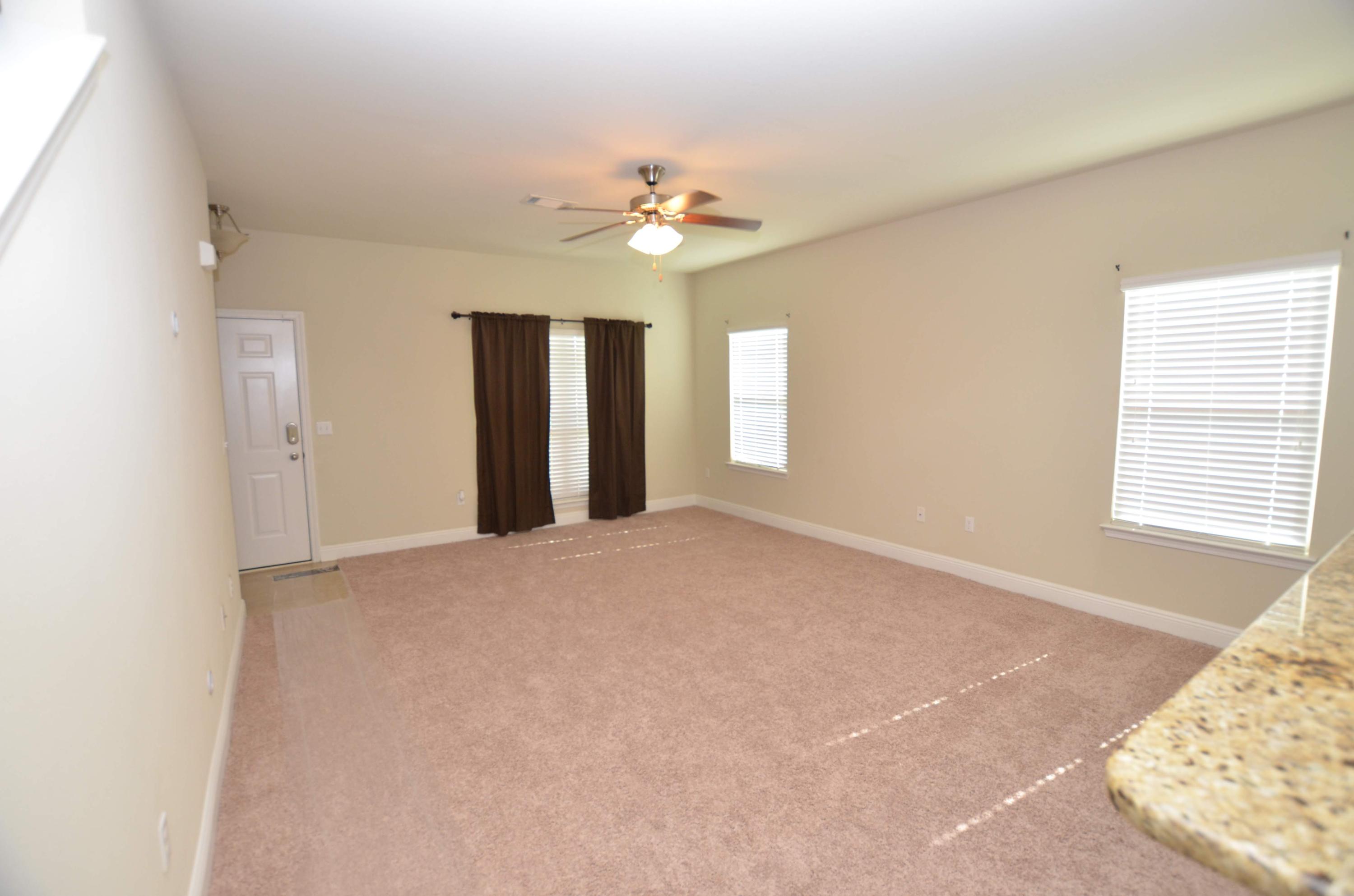 AUTUMN WOODS - Residential