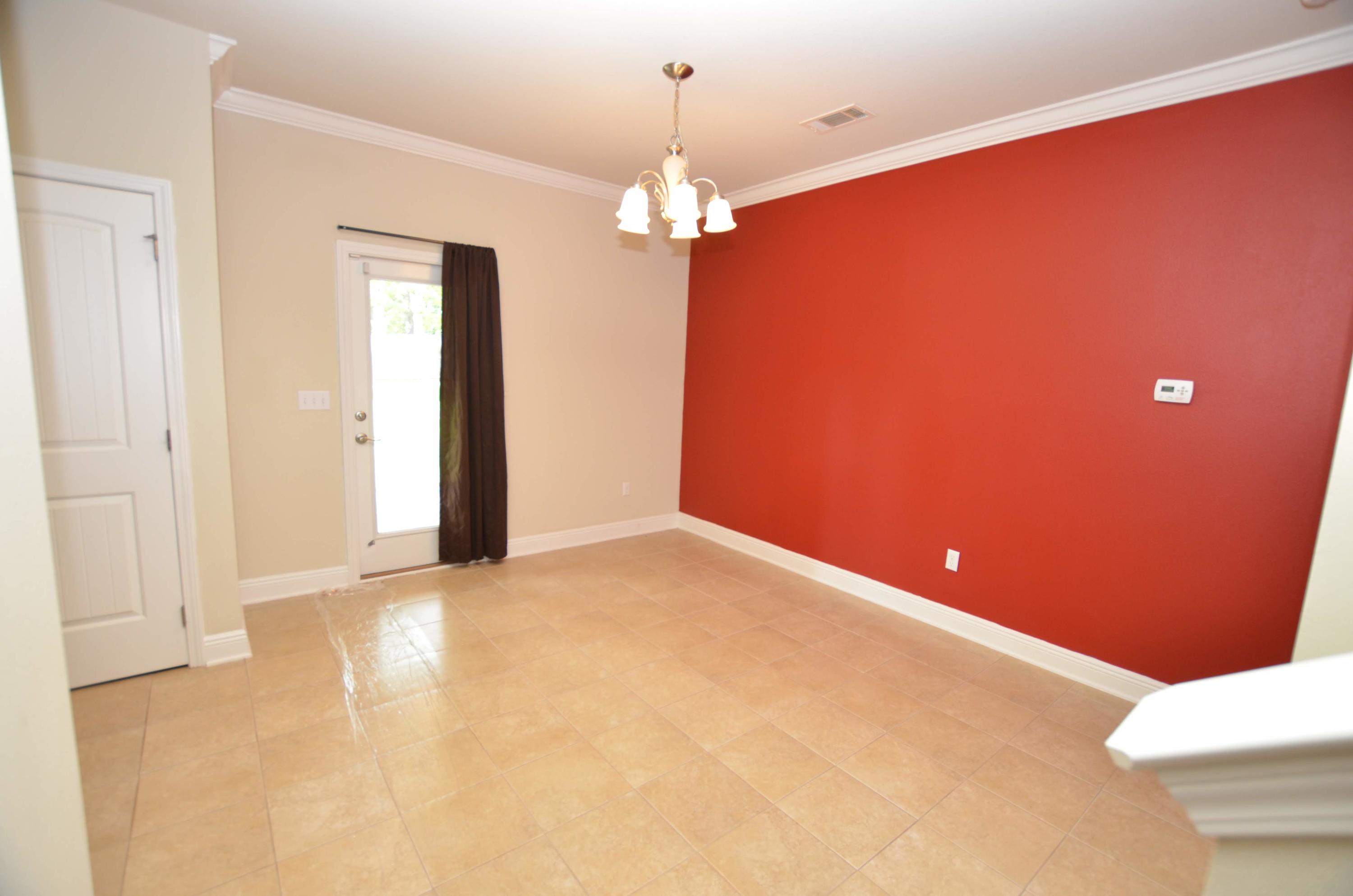 AUTUMN WOODS - Residential