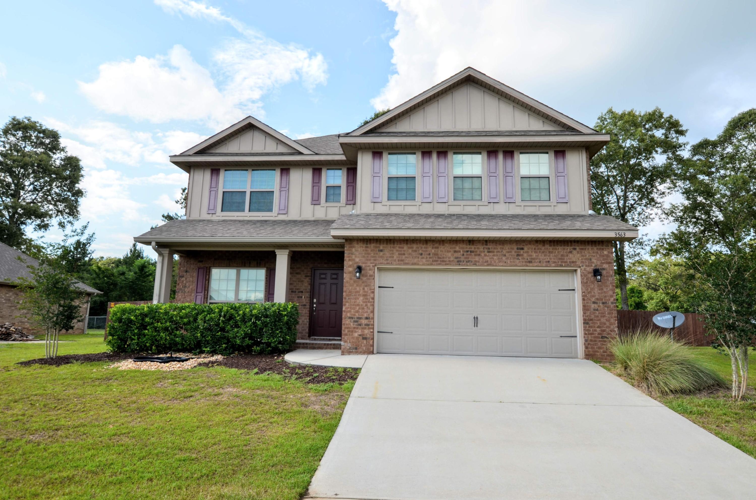 AUTUMN WOODS - Residential