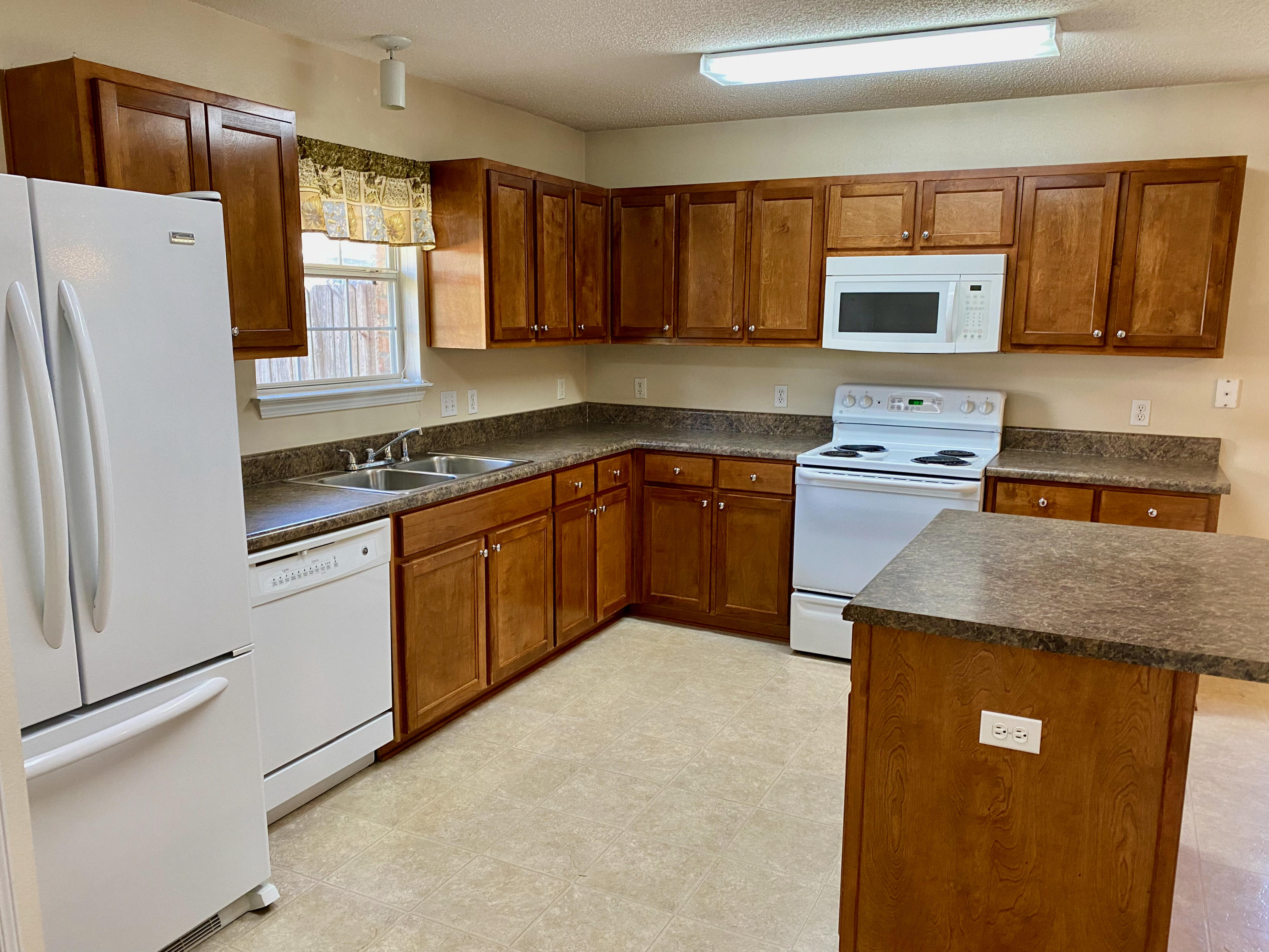 IRON GATE S/D PH I - Residential